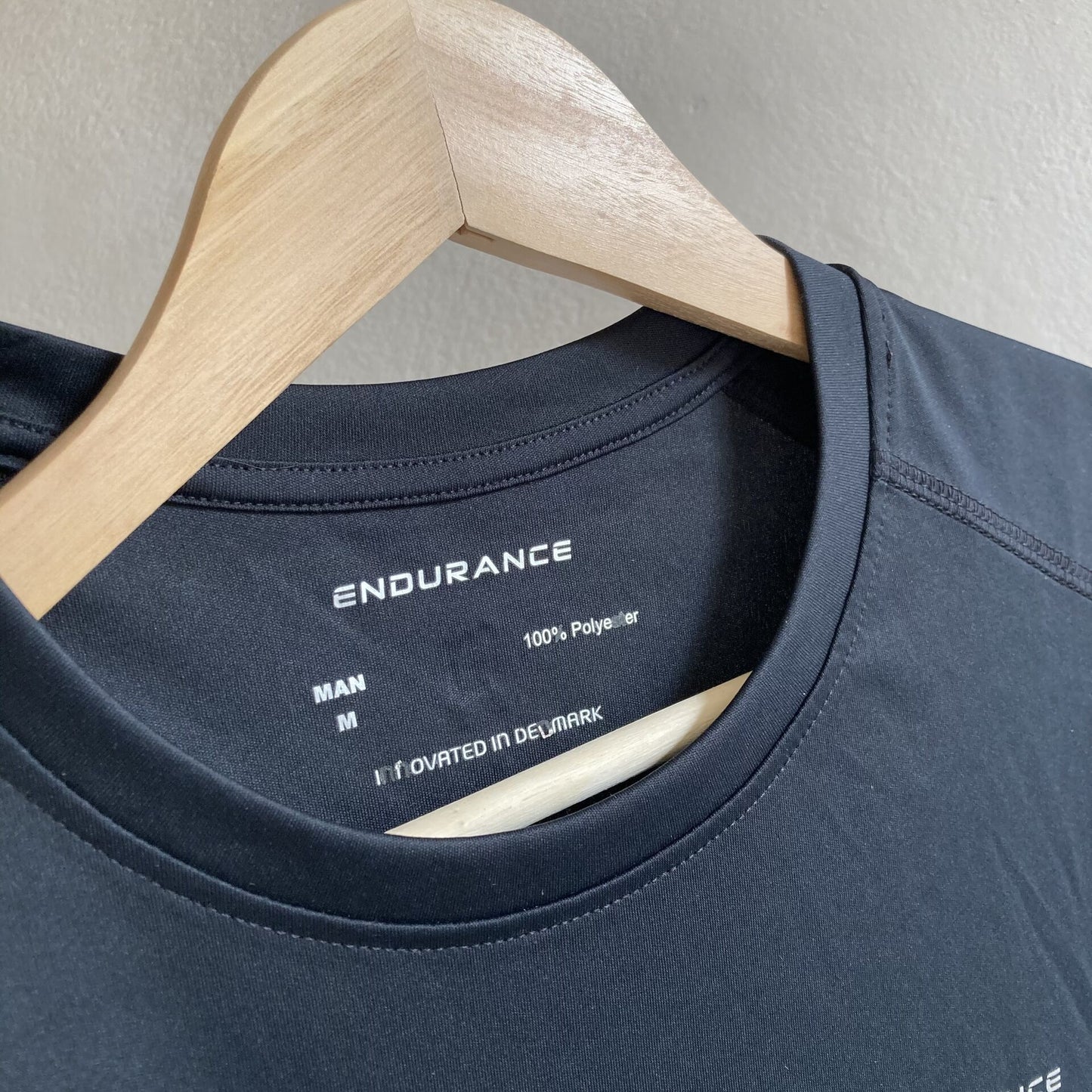 Endurance Mens Sleeveless T-Shirt Size M