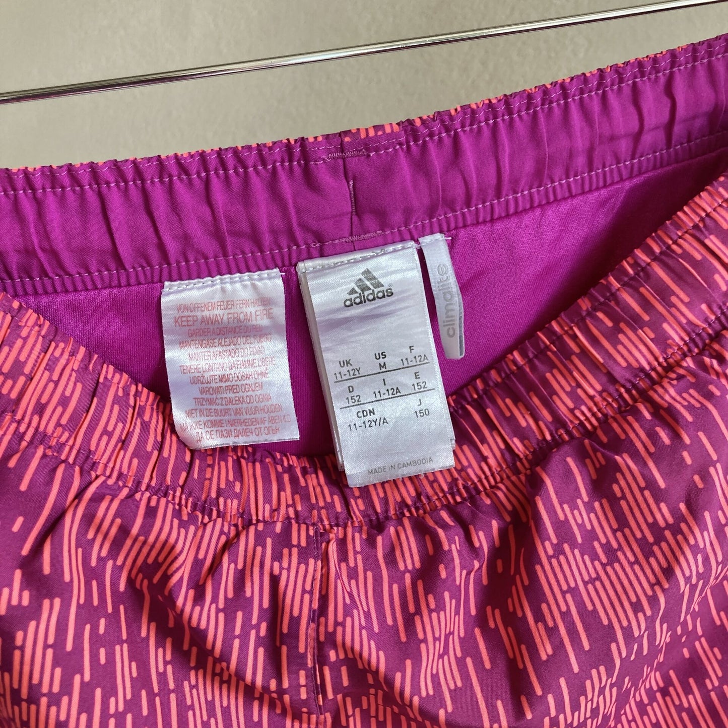 adidas Girls Shorts Size 152cm
