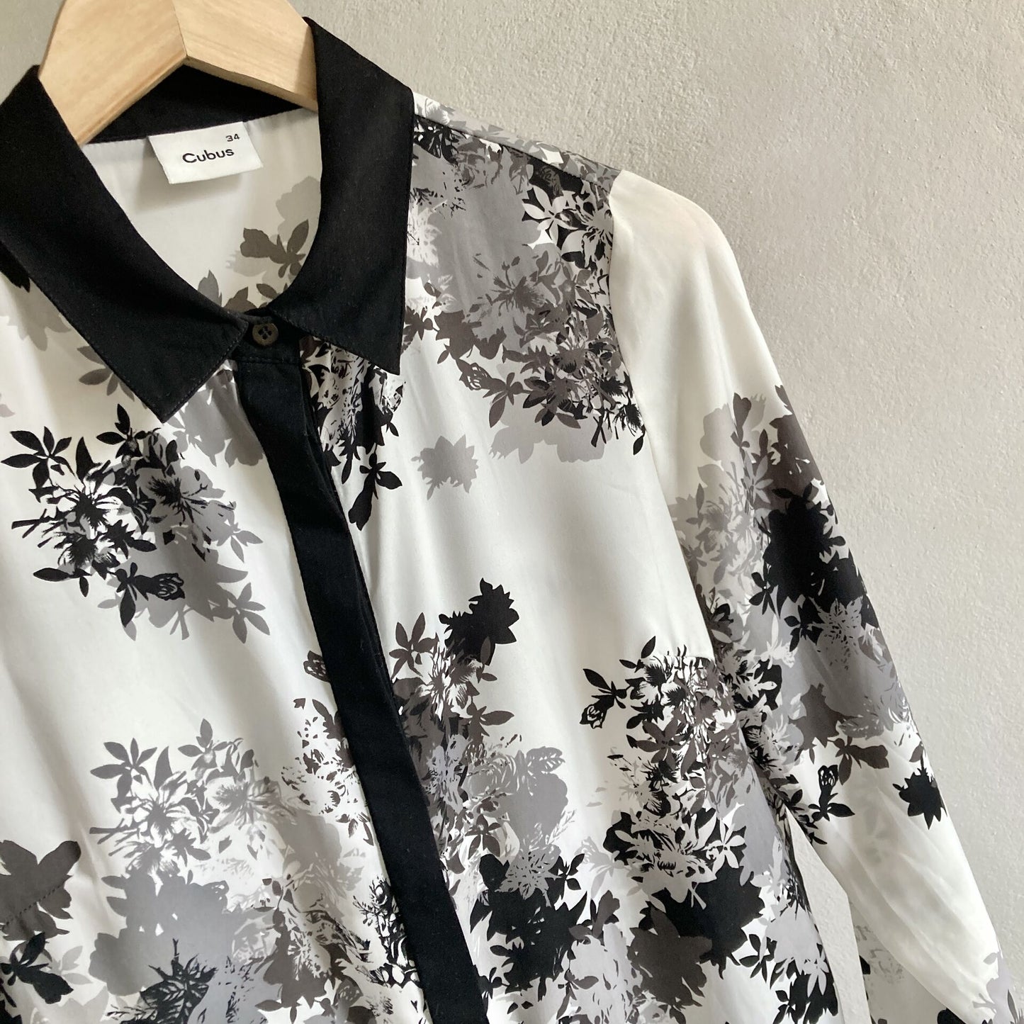 Cubus Naiste Lilleline Pluus Suurus 34