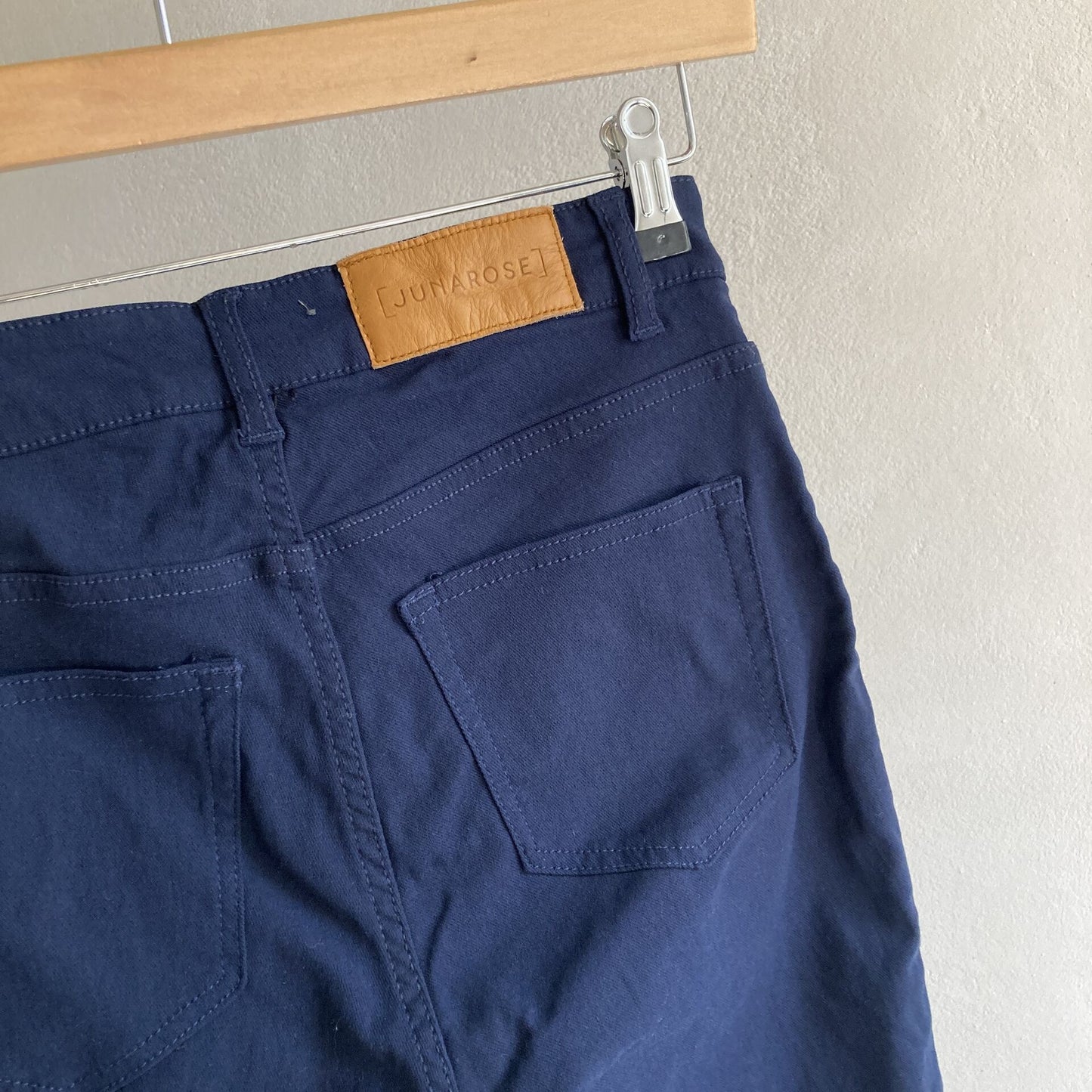 Womens Navy Capri Trousers Size 38