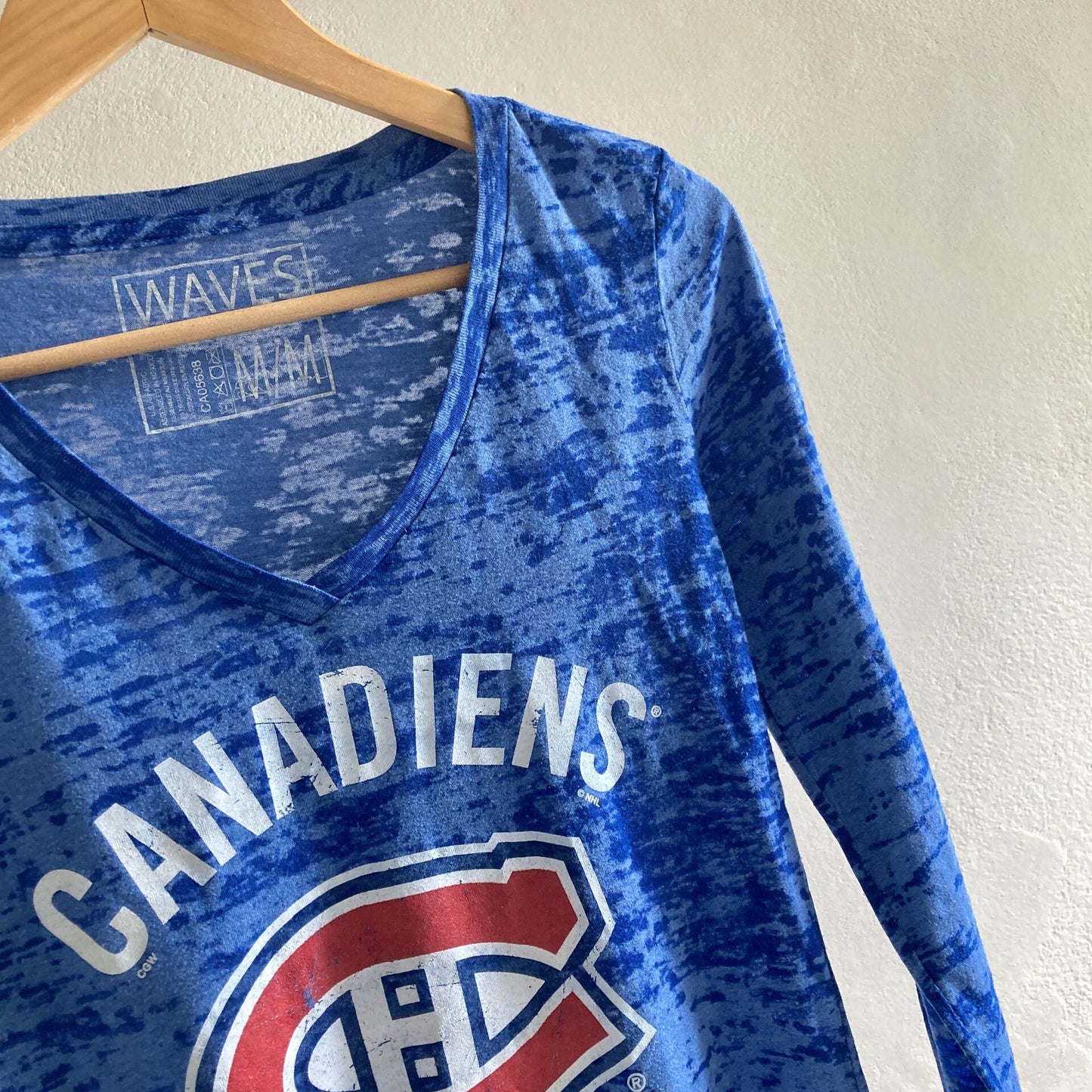 Womens Canadiens Hockey Long Sleeve T-Shirt Size M