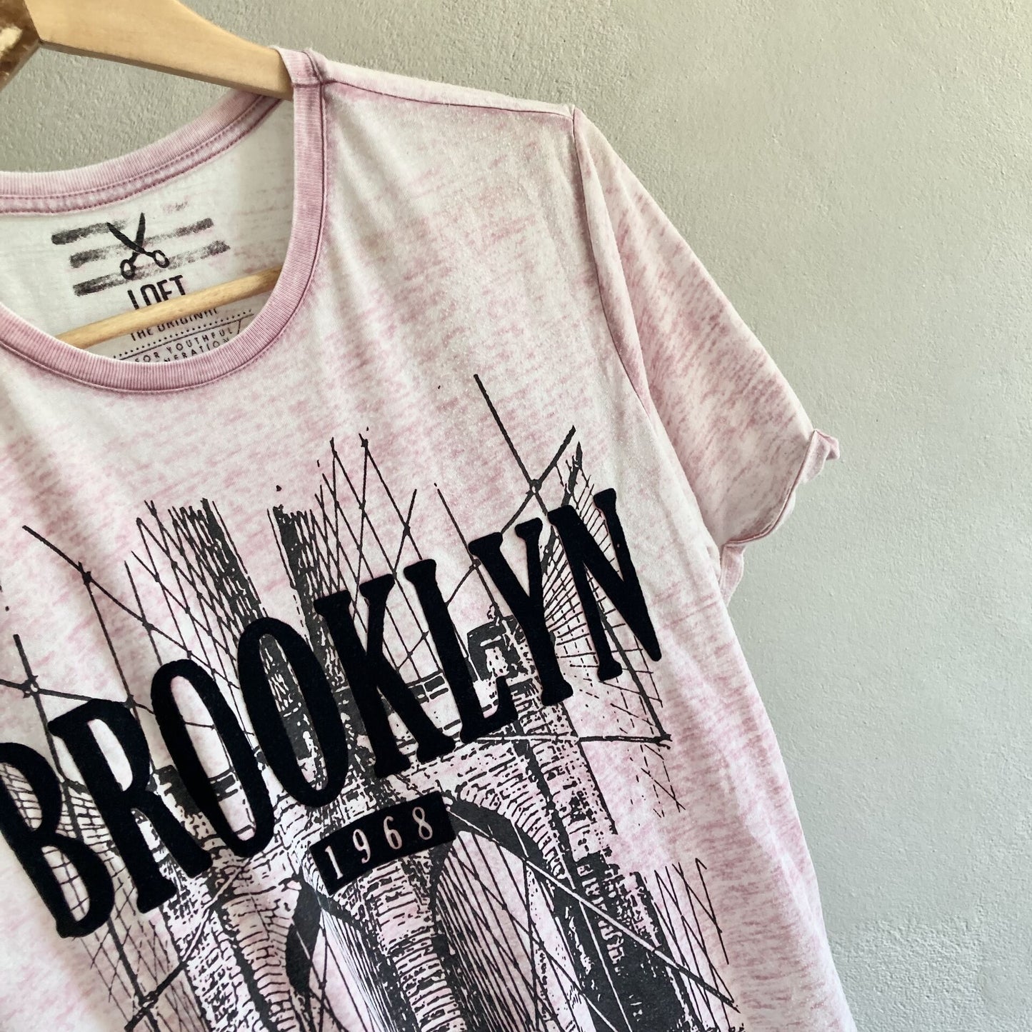 Loft Womens T-Shirt Size S