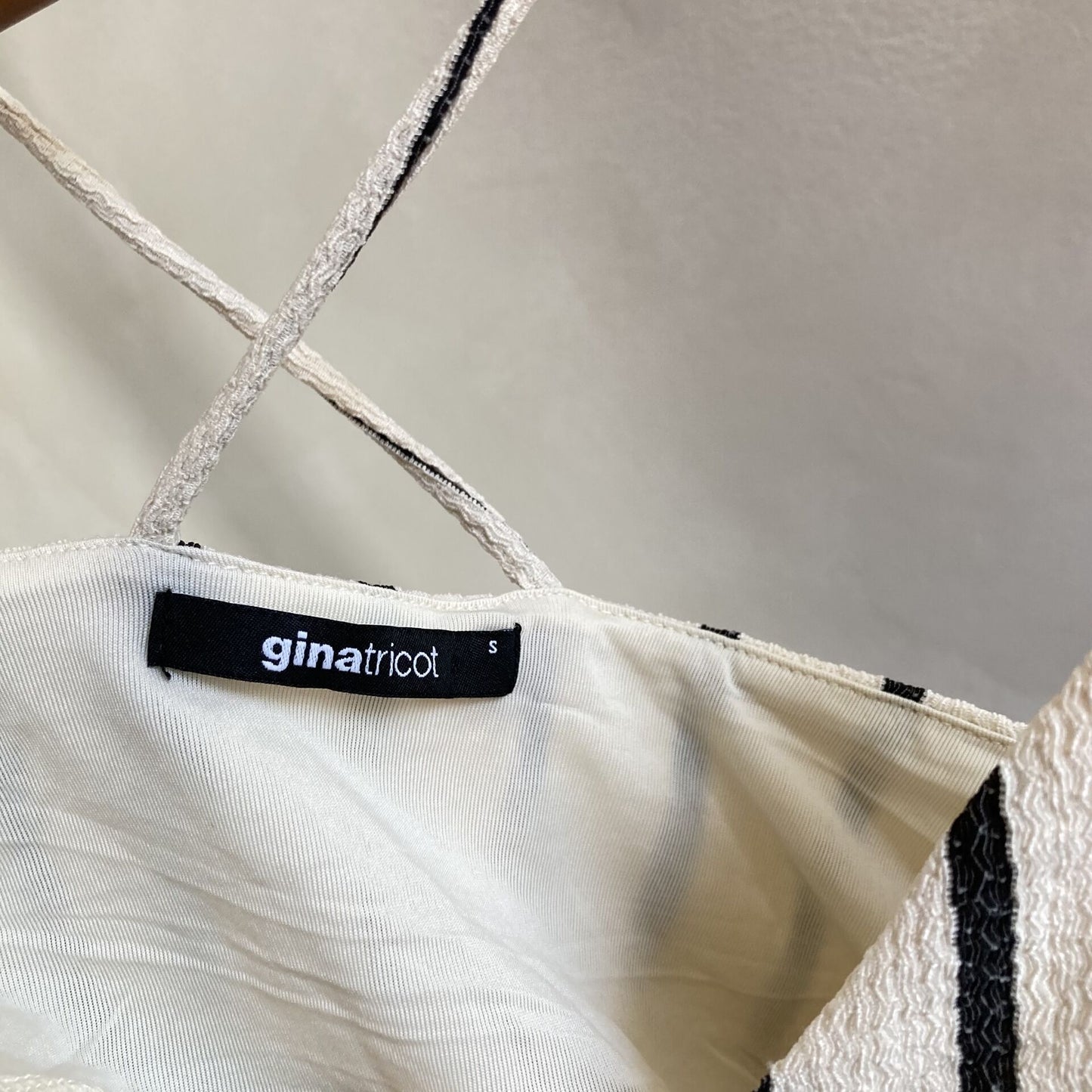 Gina Tricot Womens Sleeveless Top SizeS