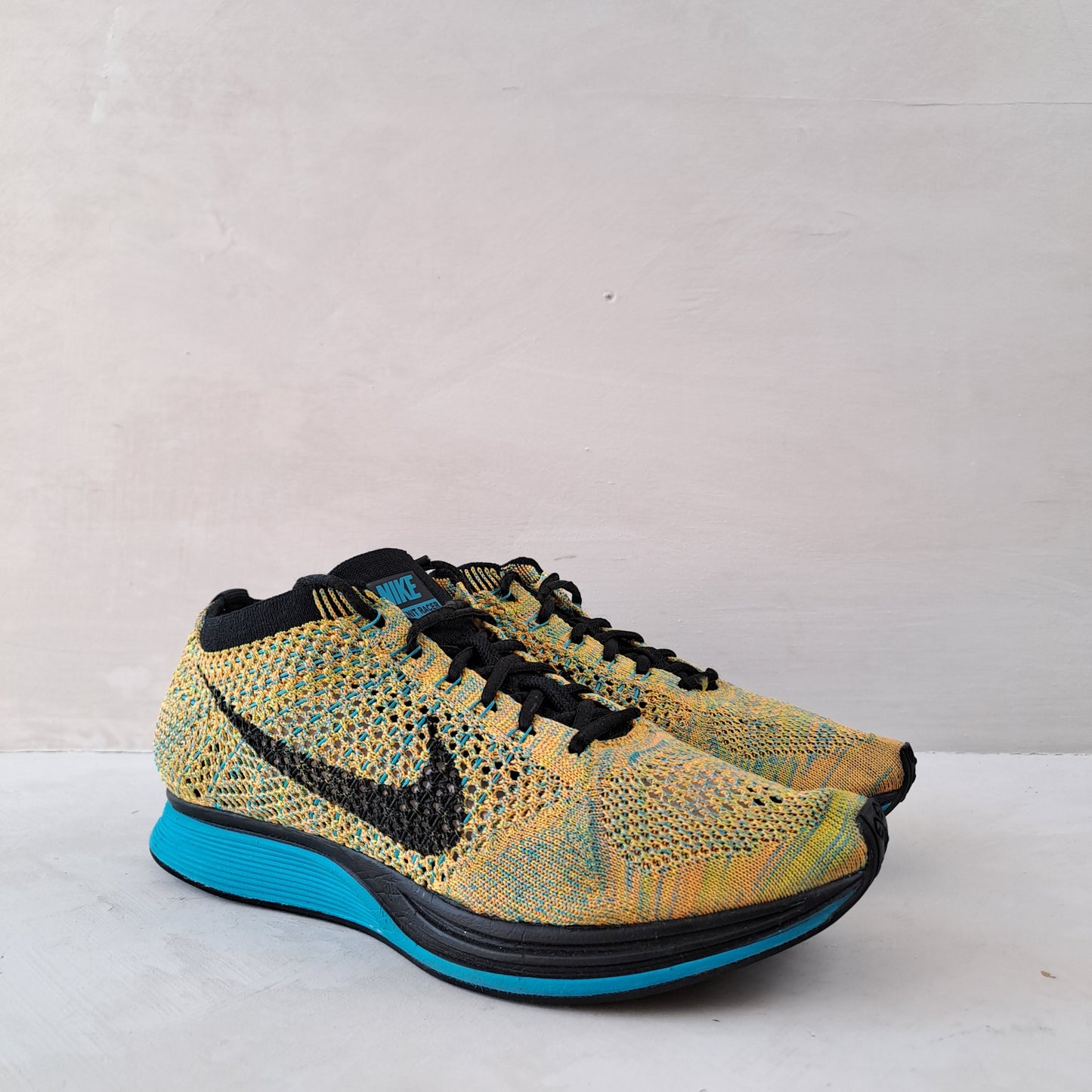 Nike Flyknit Racer Sherbet Ladies Trainers Size EU38.5