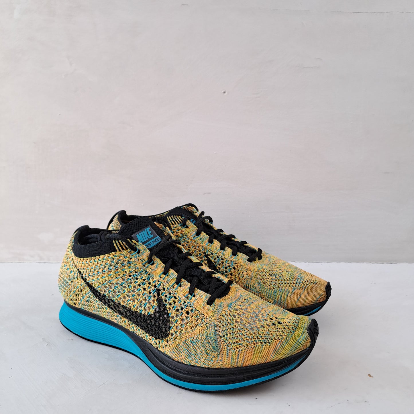 Nike Flyknit Racer Sherbet Ladies Trainers Size EU38.5