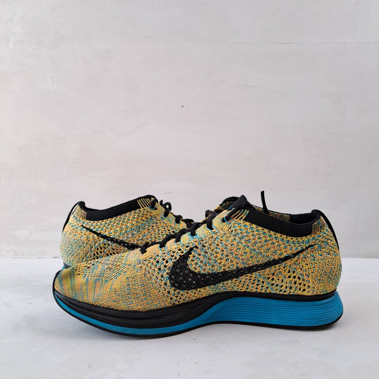 Nike Flyknit Racer Sherbet Ladies Trainers Size EU38.5