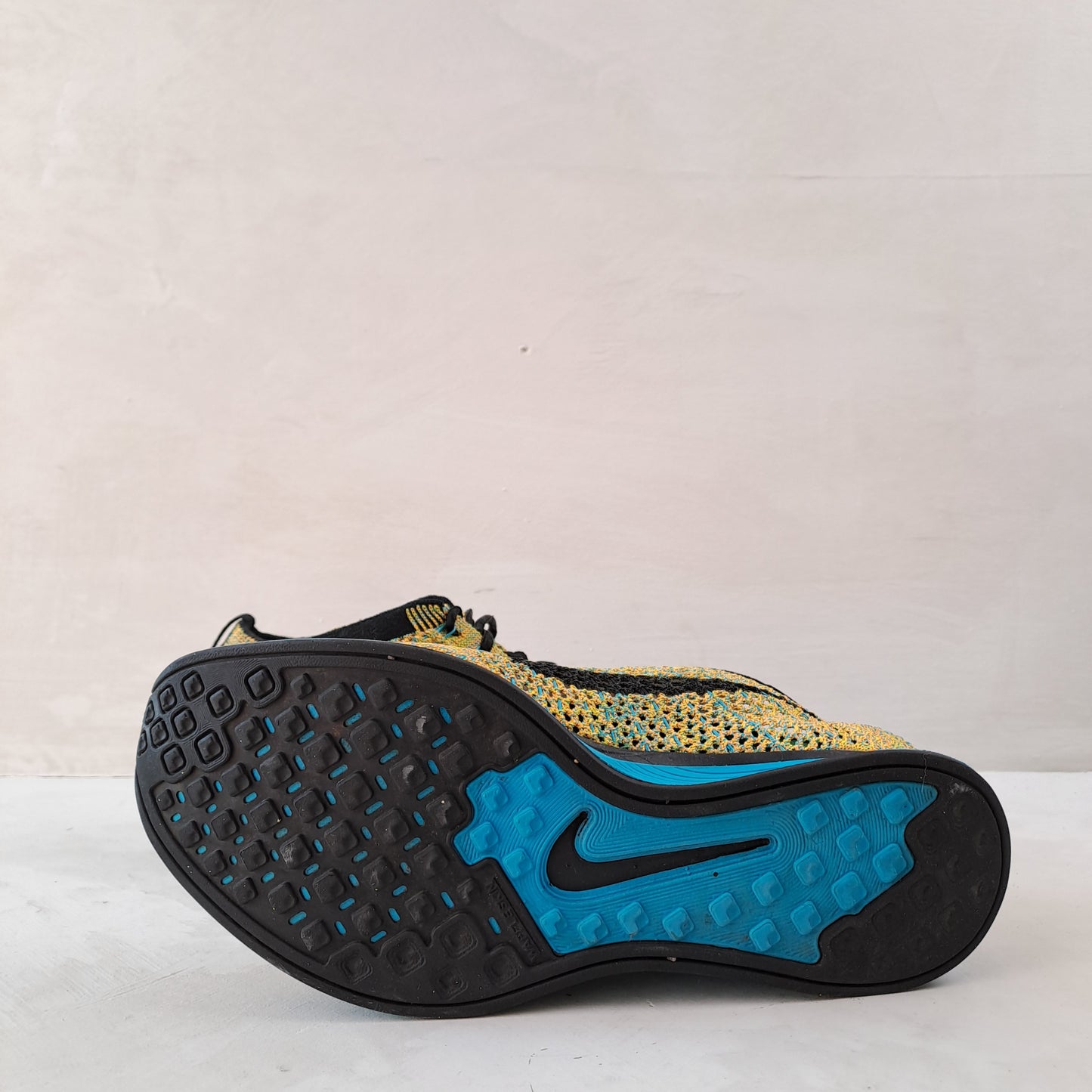 Nike Flyknit Racer Sherbet Ladies Trainers Size EU38.5