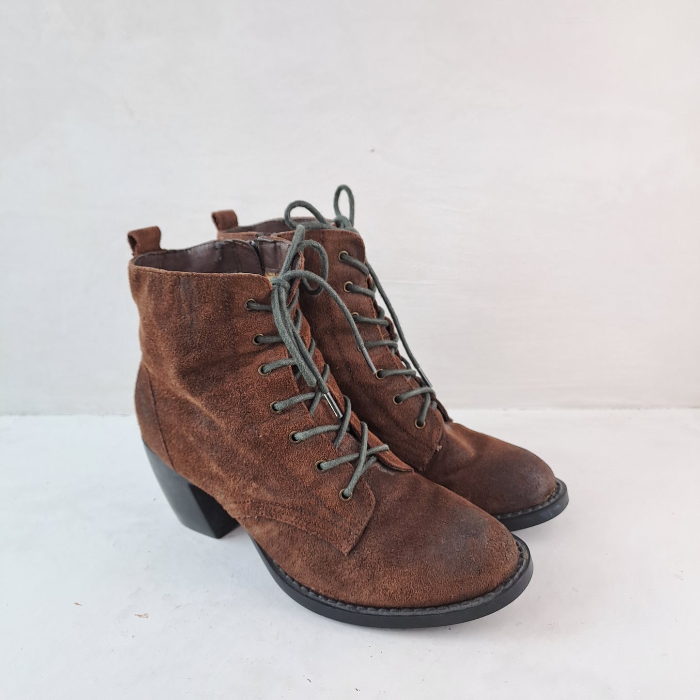 Zodiac USA Ladies Brown Ankle Boots Size 38