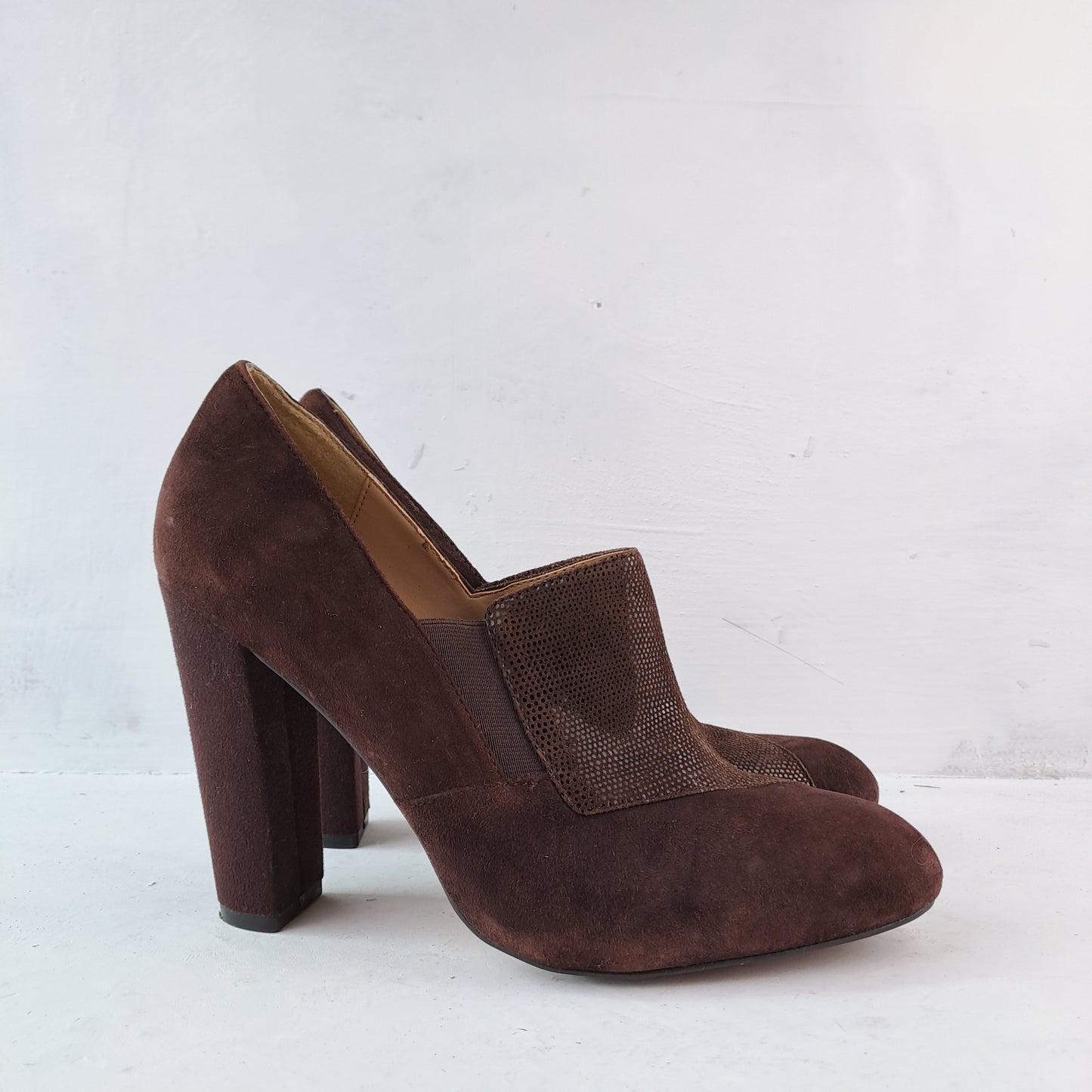 Isola Womens Brown Shoes Size 40