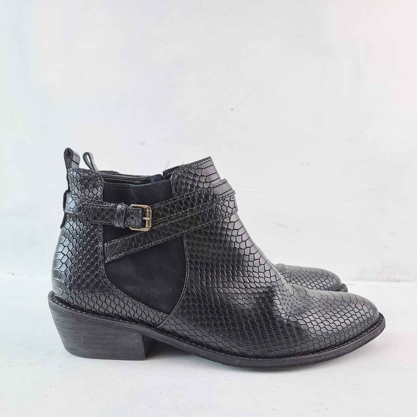 Pasqualini Womens Black Ankle Boots Size 37