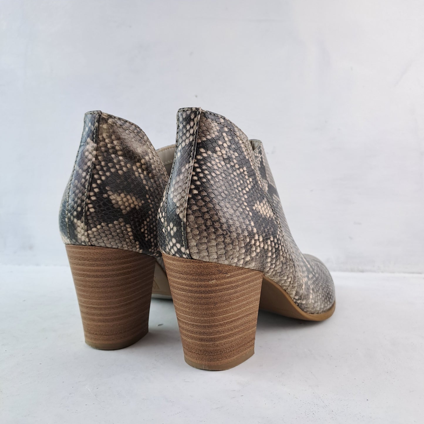 Fergalicious By Fergie Womens Ankle Boots Size 39