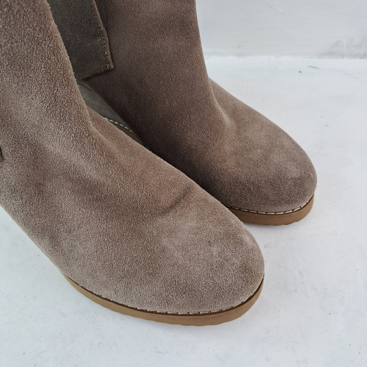 Blondo Womens Wedge Ankle Boots Size 39