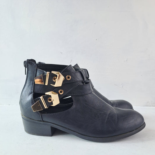Duffy Ladies Black Ankle Boots Size 37