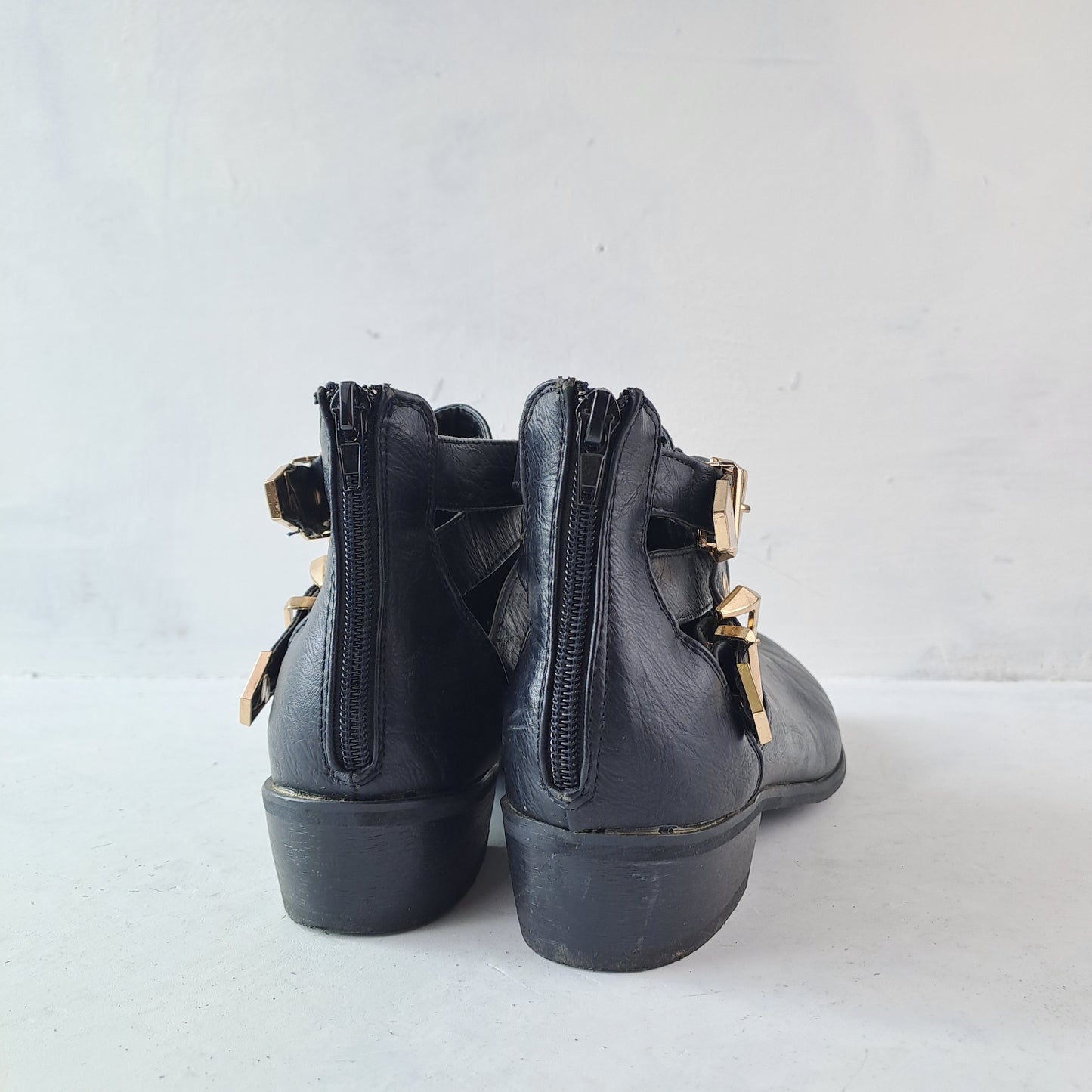 Duffy Ladies Black Ankle Boots Size 37