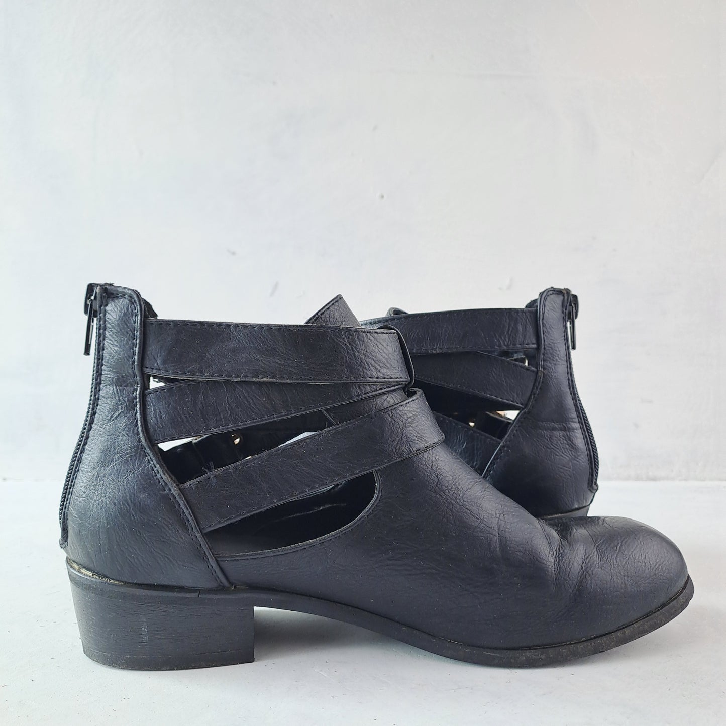 Duffy Ladies Black Ankle Boots Size 37