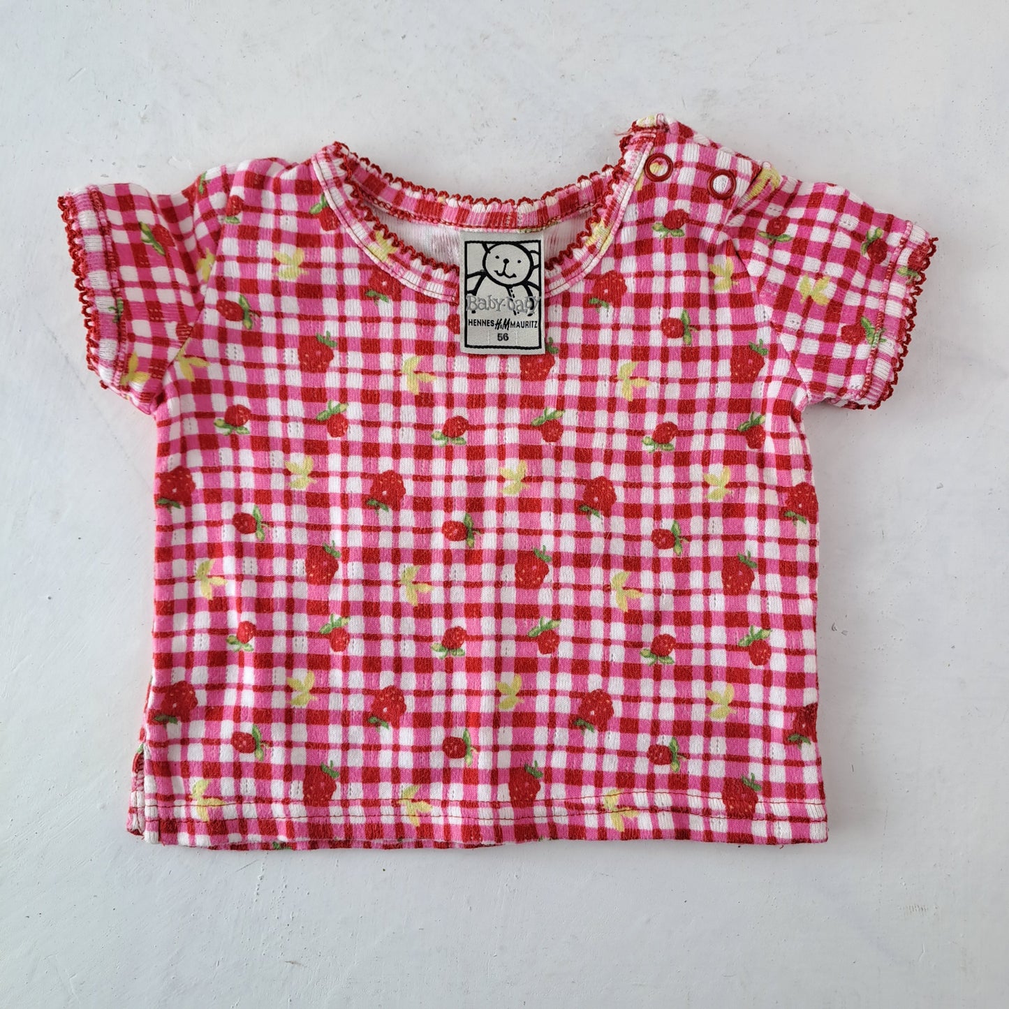 Girls  Pink T-Shirt Size 56