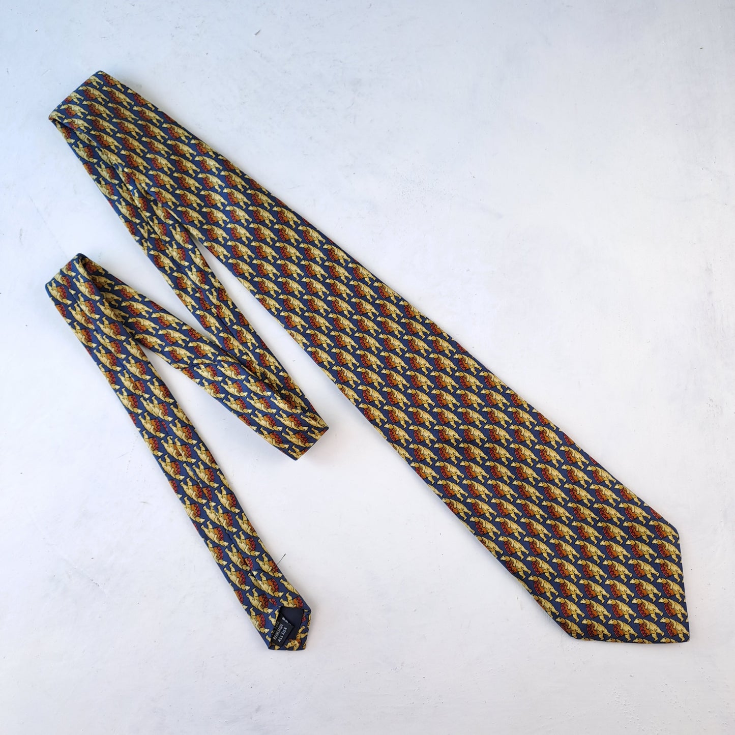 Mens UOMO Polar Bear Design Silk Tie