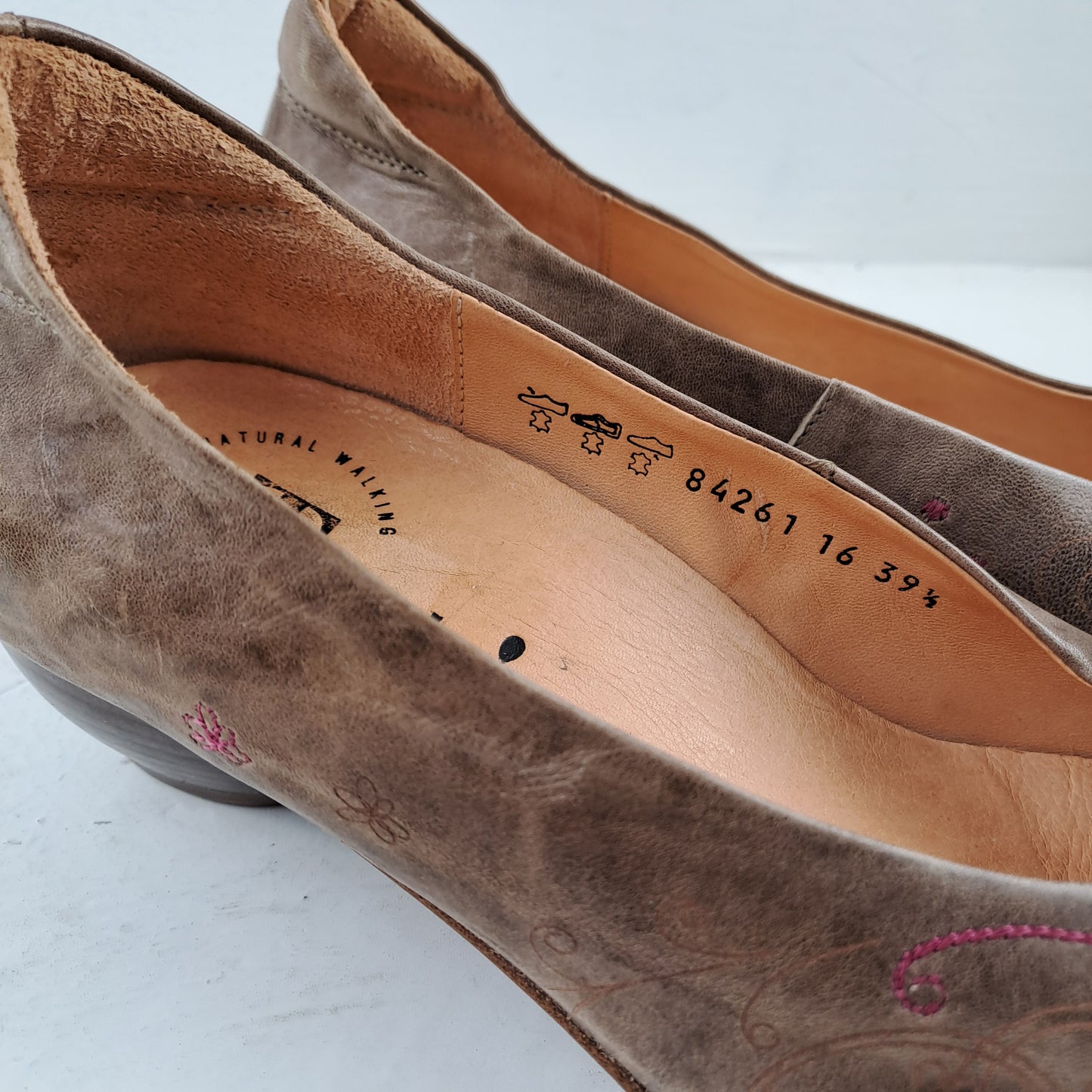 Think Ladies Brown Shoes Size 39.5