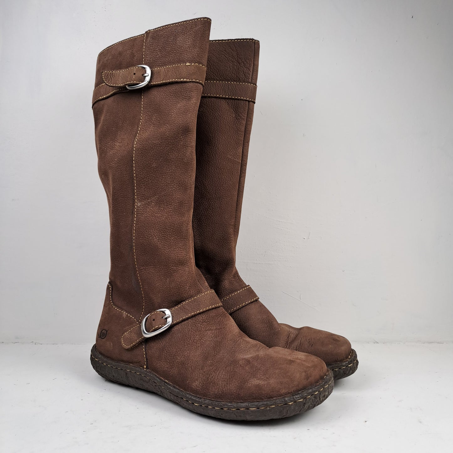 Born Womens Brown Boots Size 40.5