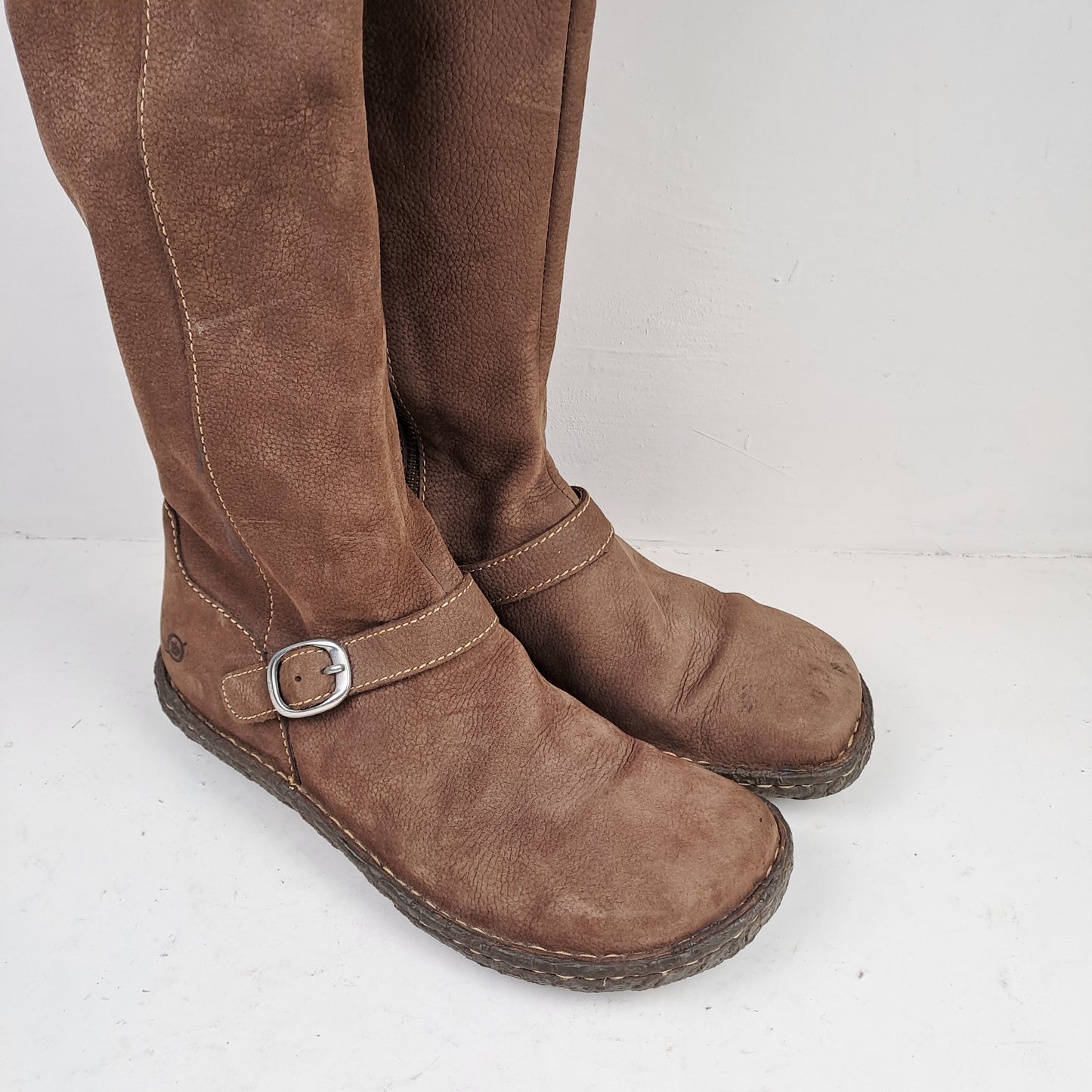 Born Womens Brown Boots Size 40.5