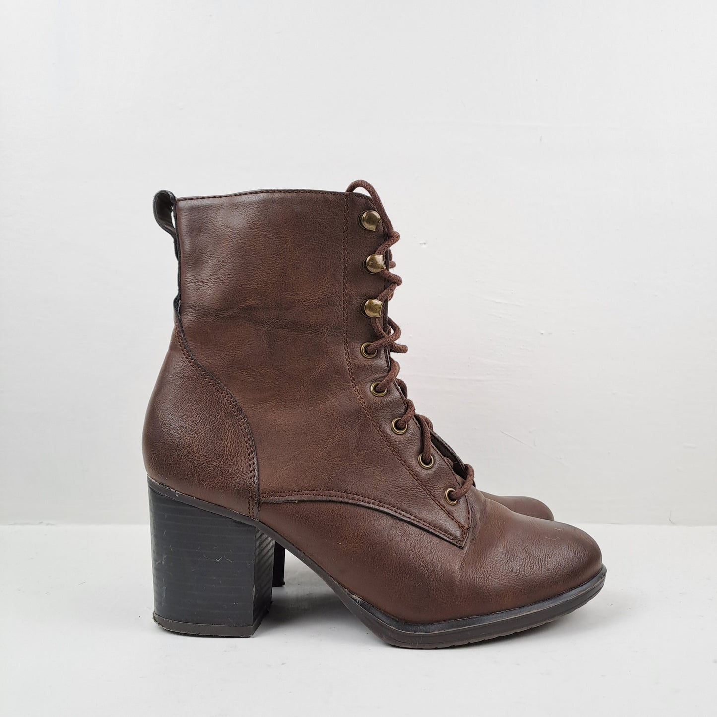 American Rag Womens Brown Ankle Boots Size 38