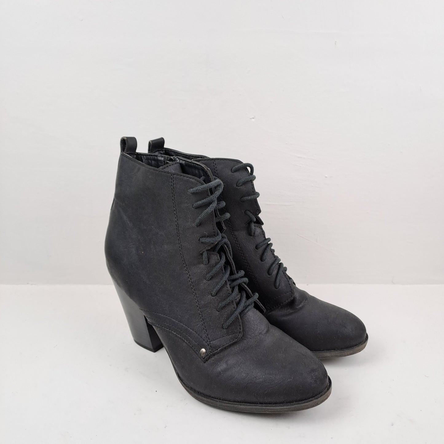 Breckelles Womens Black Ankle Boots Size 39