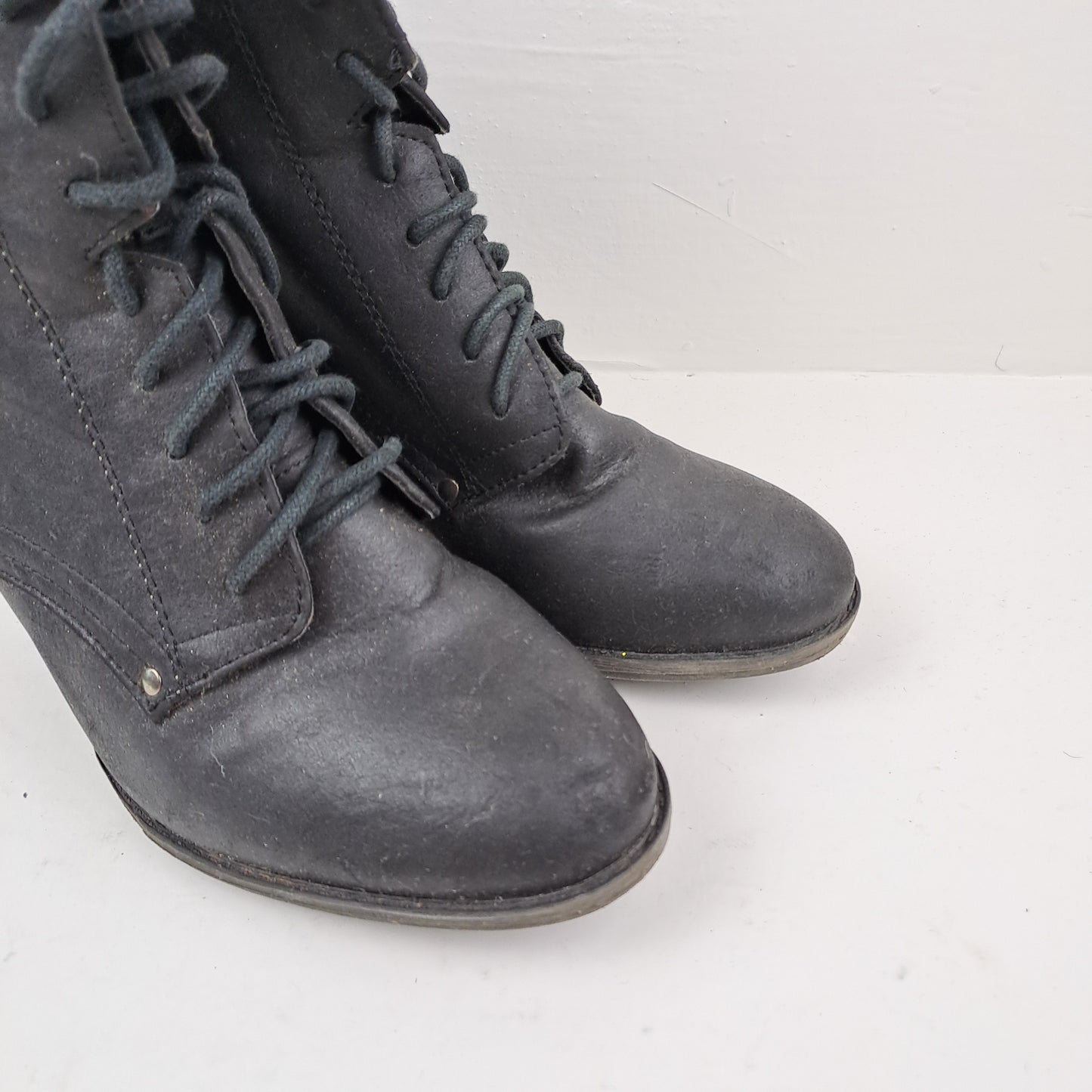 Breckelles Womens Black Ankle Boots Size 39