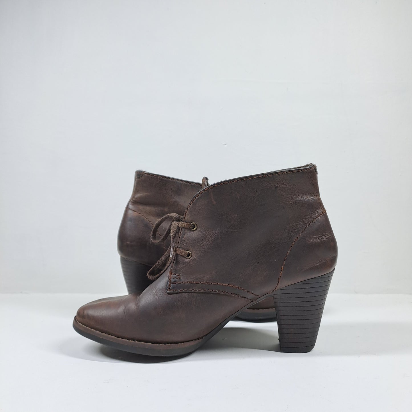 Clarks Womens Brown Ankle Boots Size 39