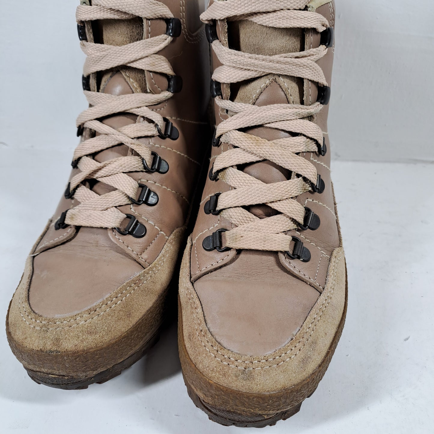LOWA Womens Ankle Hiking Boots Size 38