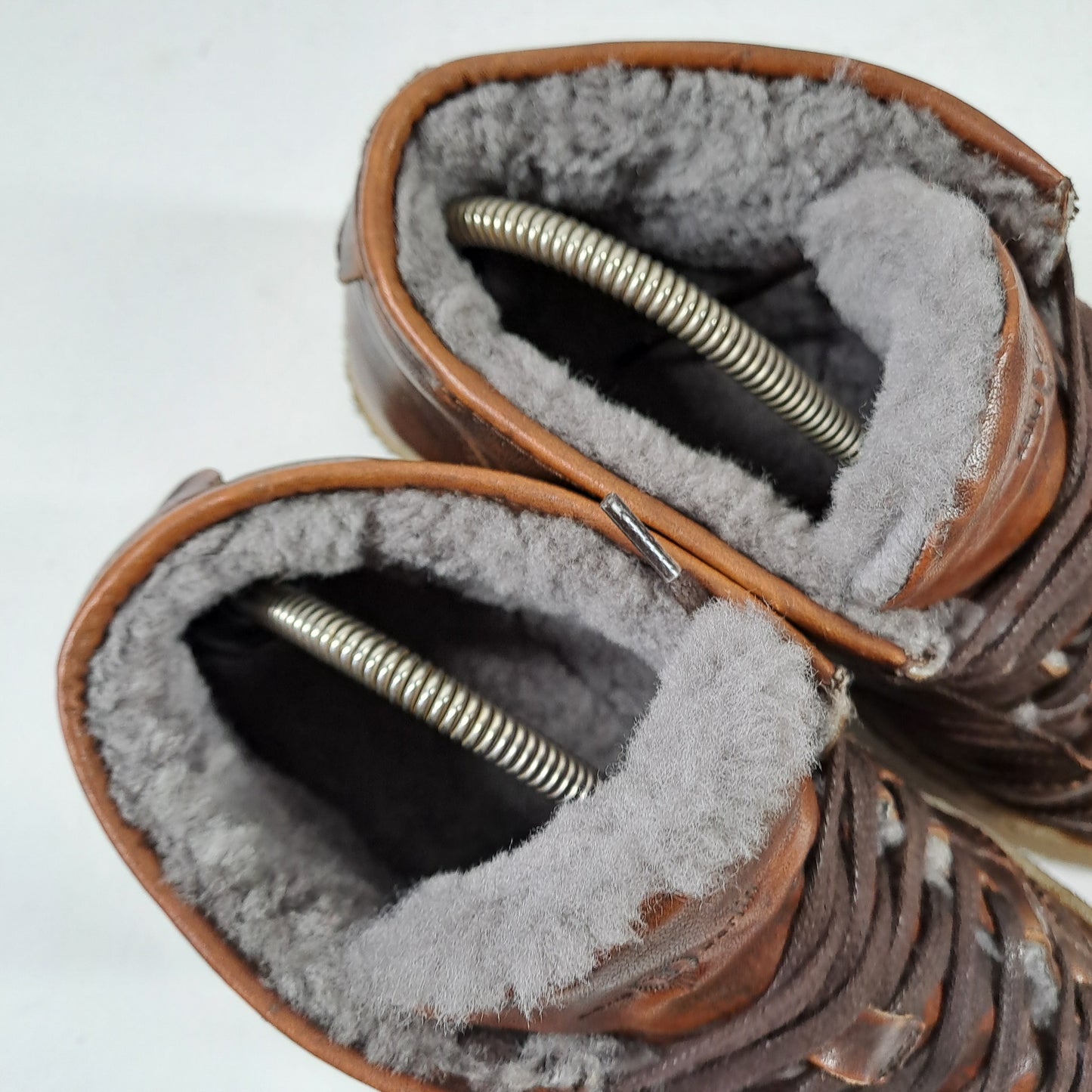 Zeha Berlin Meeste Pruunid Trainer High Tossud Suurus 41