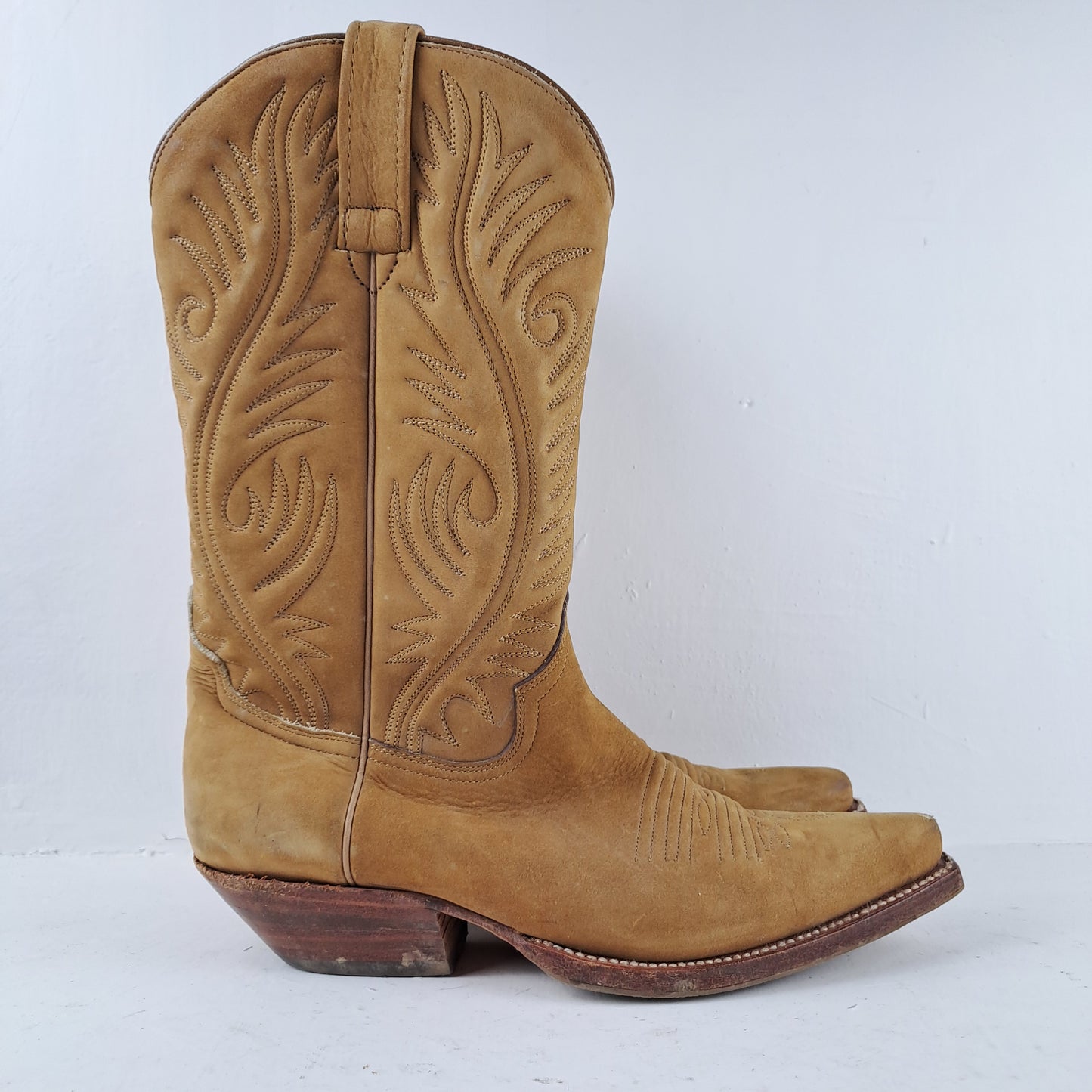 Dr.Adams Womens Cowgirl / Cowboy Brown Boots Size 38