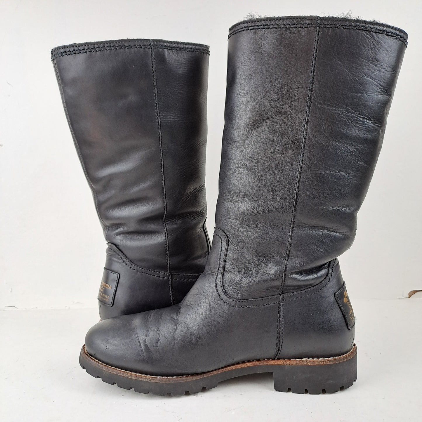 Panama Jack Womens Igloo Sheepskin Boots Size 37