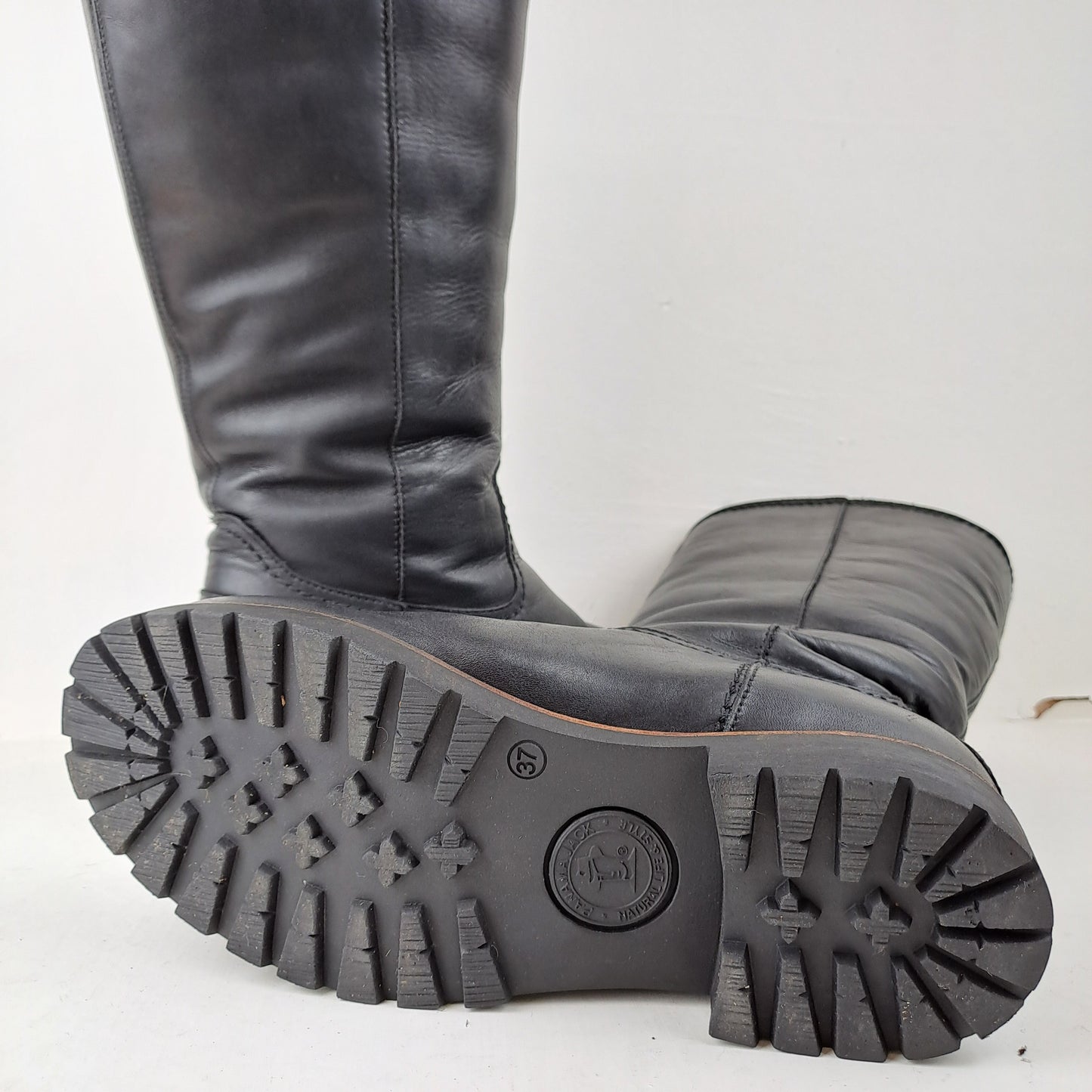 Panama Jack Womens Igloo Sheepskin Boots Size 37