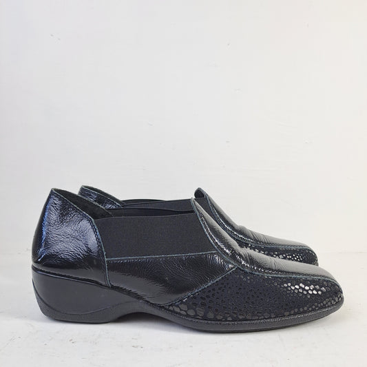 Women's Black Shoes Size 39