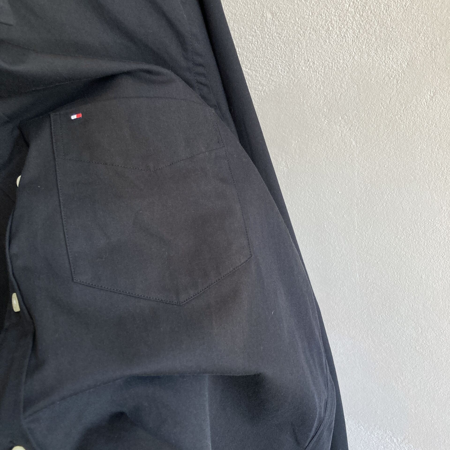 Tommy Hilfiger Mens Casual Black Shirt Size S