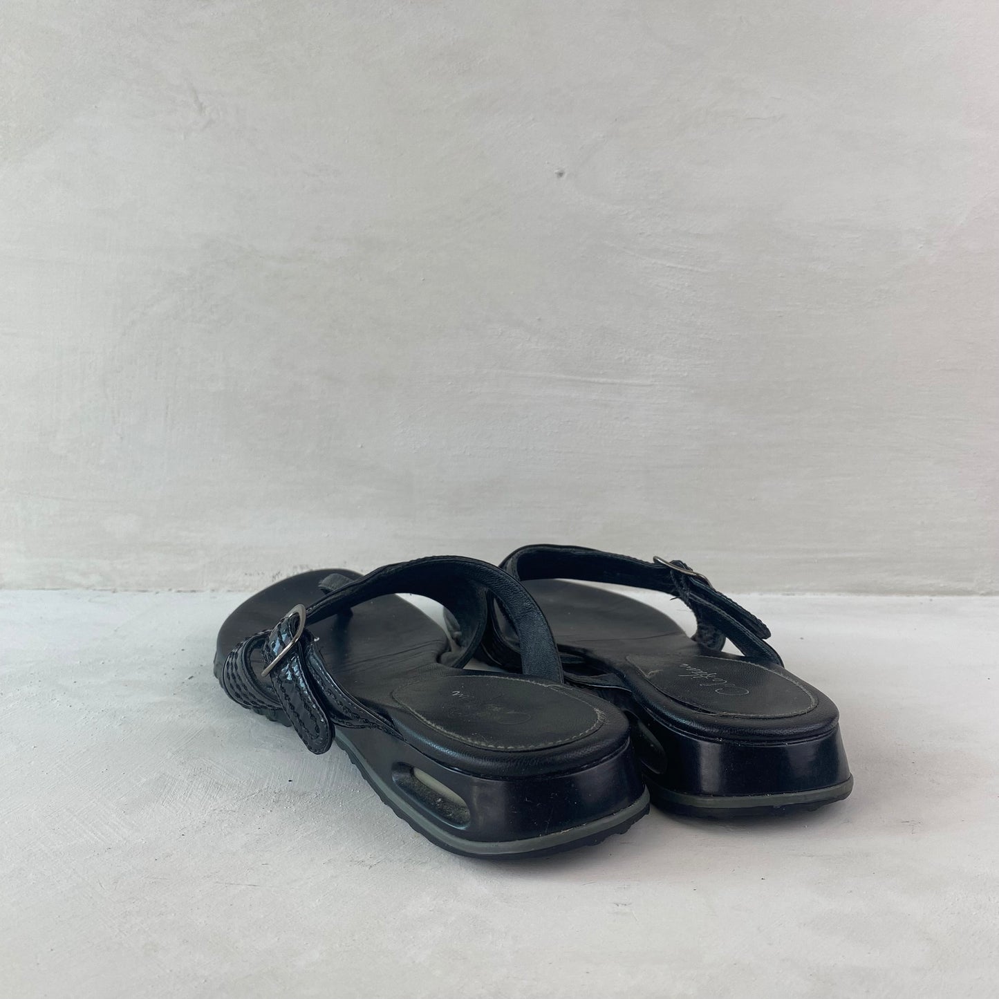 Cole Haan x Nike Air Ladies Black Sandals / Flip-Flops Size 38