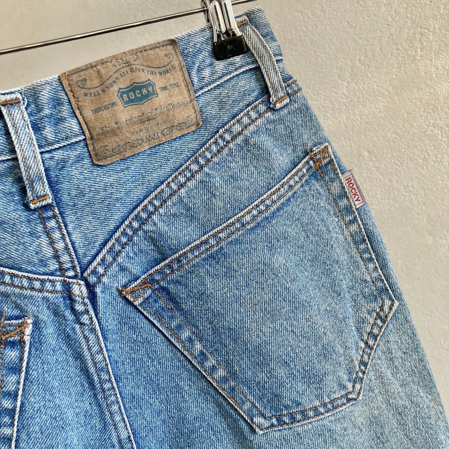 Rocky Disney Womens Jeans Size 34