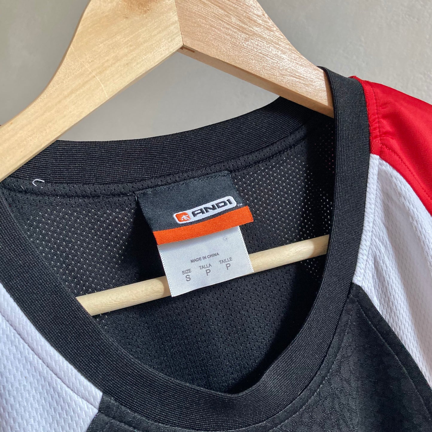 AND1 Y2K Meeste Korvpallisärk, Vest Suurus S