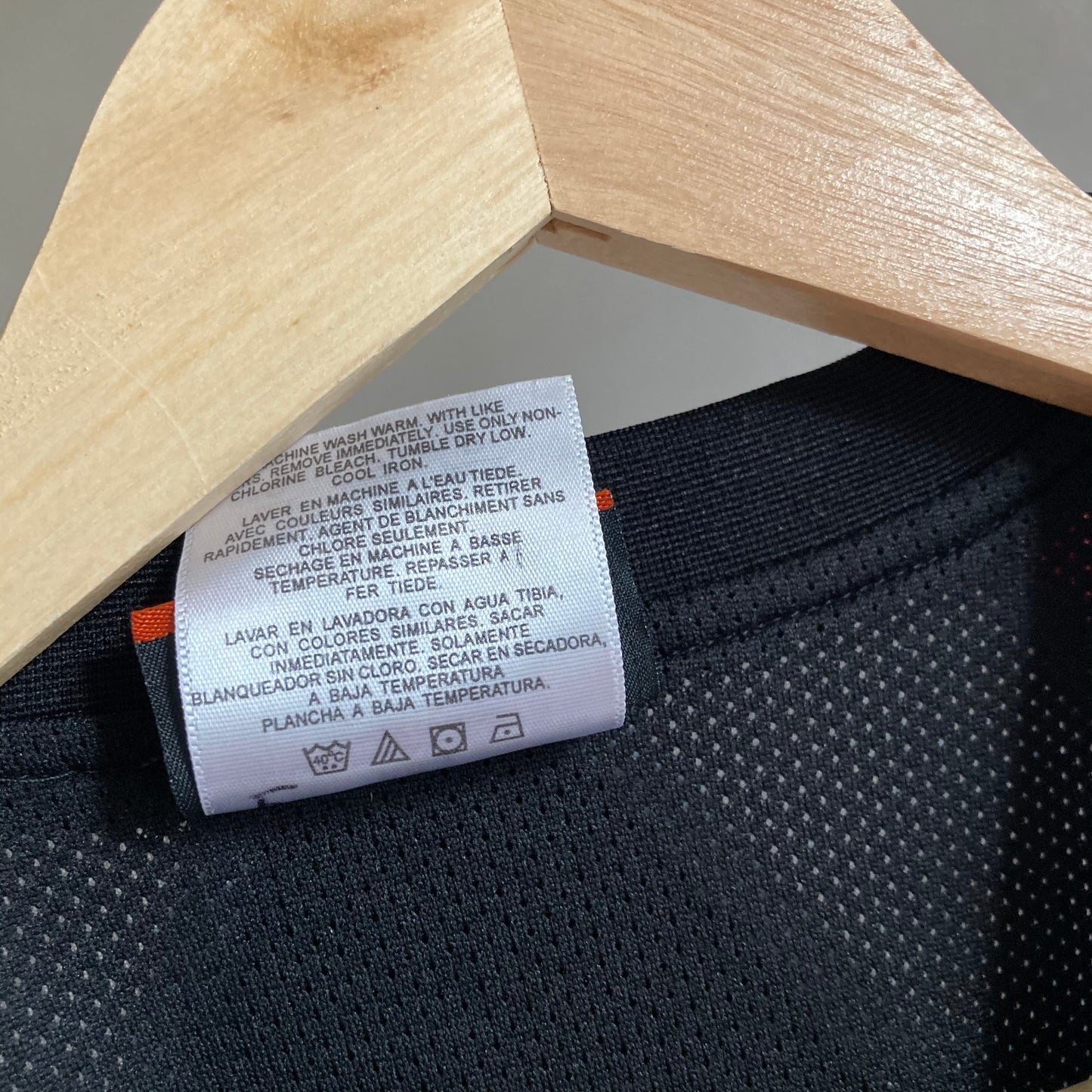 AND1 Y2K Meeste Korvpallisärk, Vest Suurus S