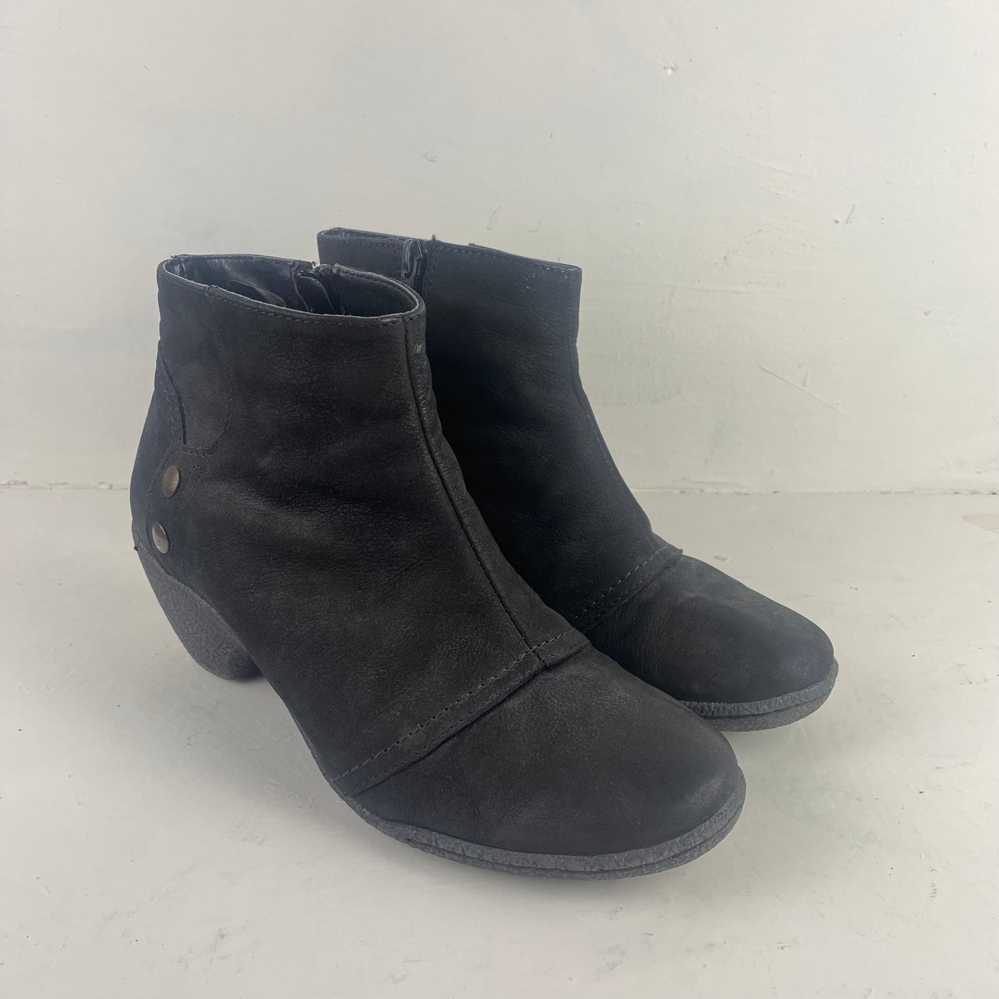 Softwalk Ladies Black Ankle Boots Size 38