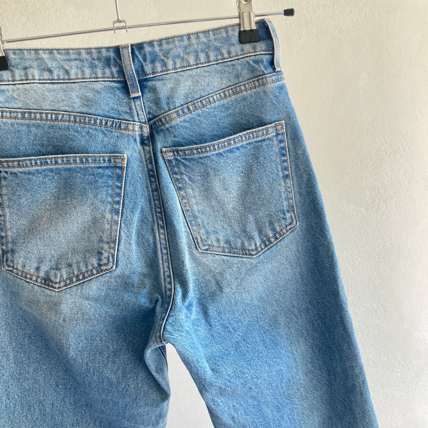 H&M Womens Straight Cut Jeans Size 34