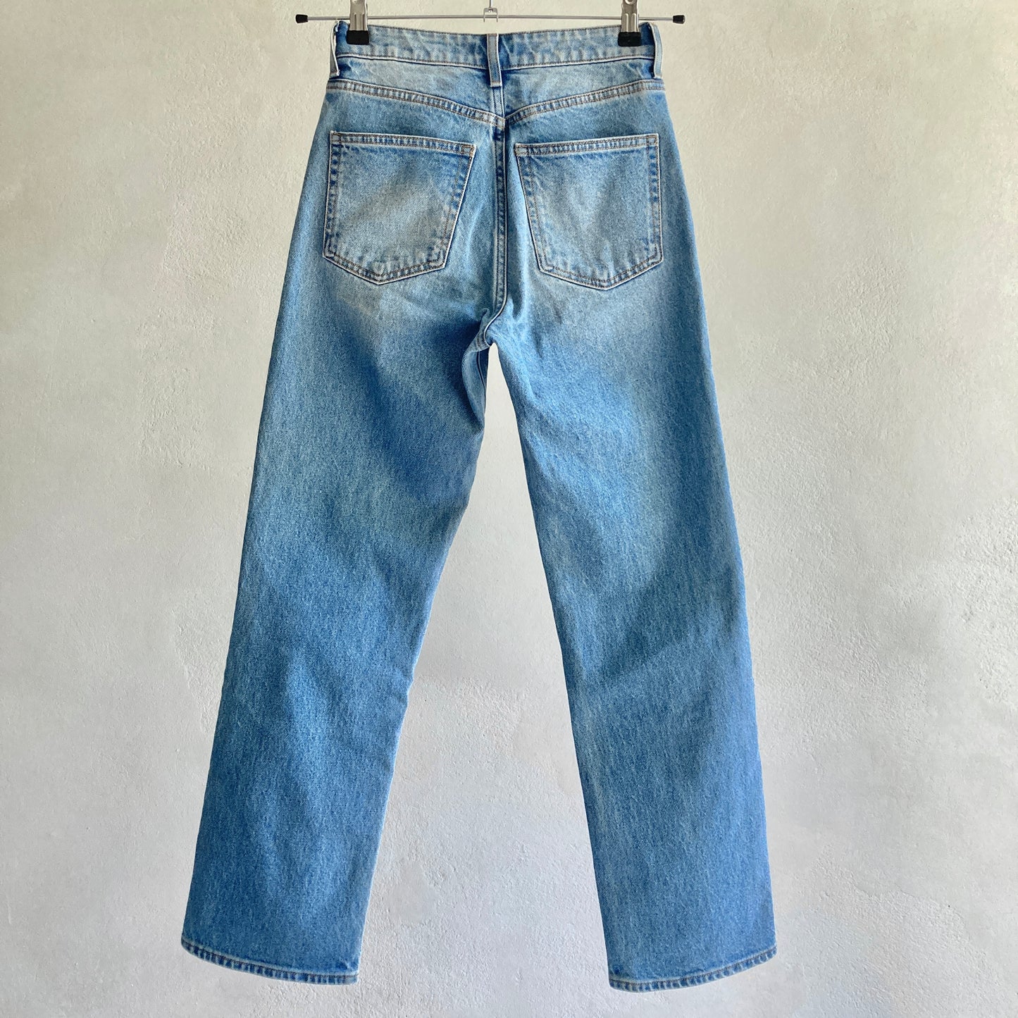 H&M Womens Straight Cut Jeans Size 34