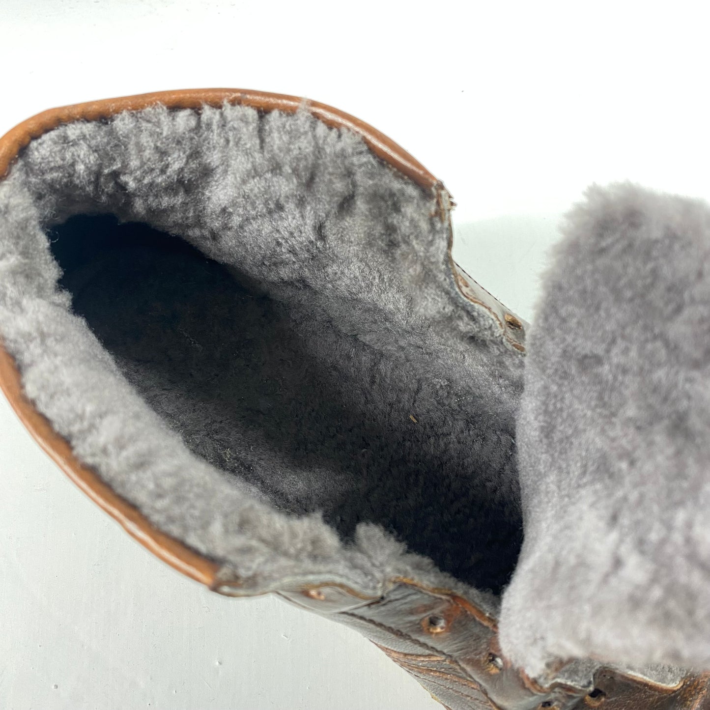 Zeha Berlin Meeste Pruunid Trainer High Tossud Suurus 41