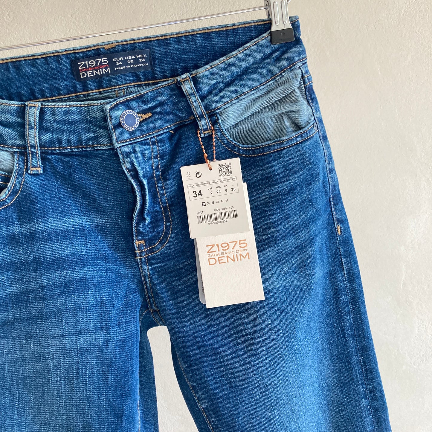 Zara Naiste Kitsad Teksad Suurus 34