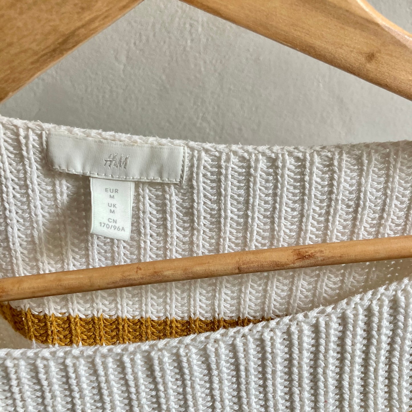 H&M Womens Jumper Size M