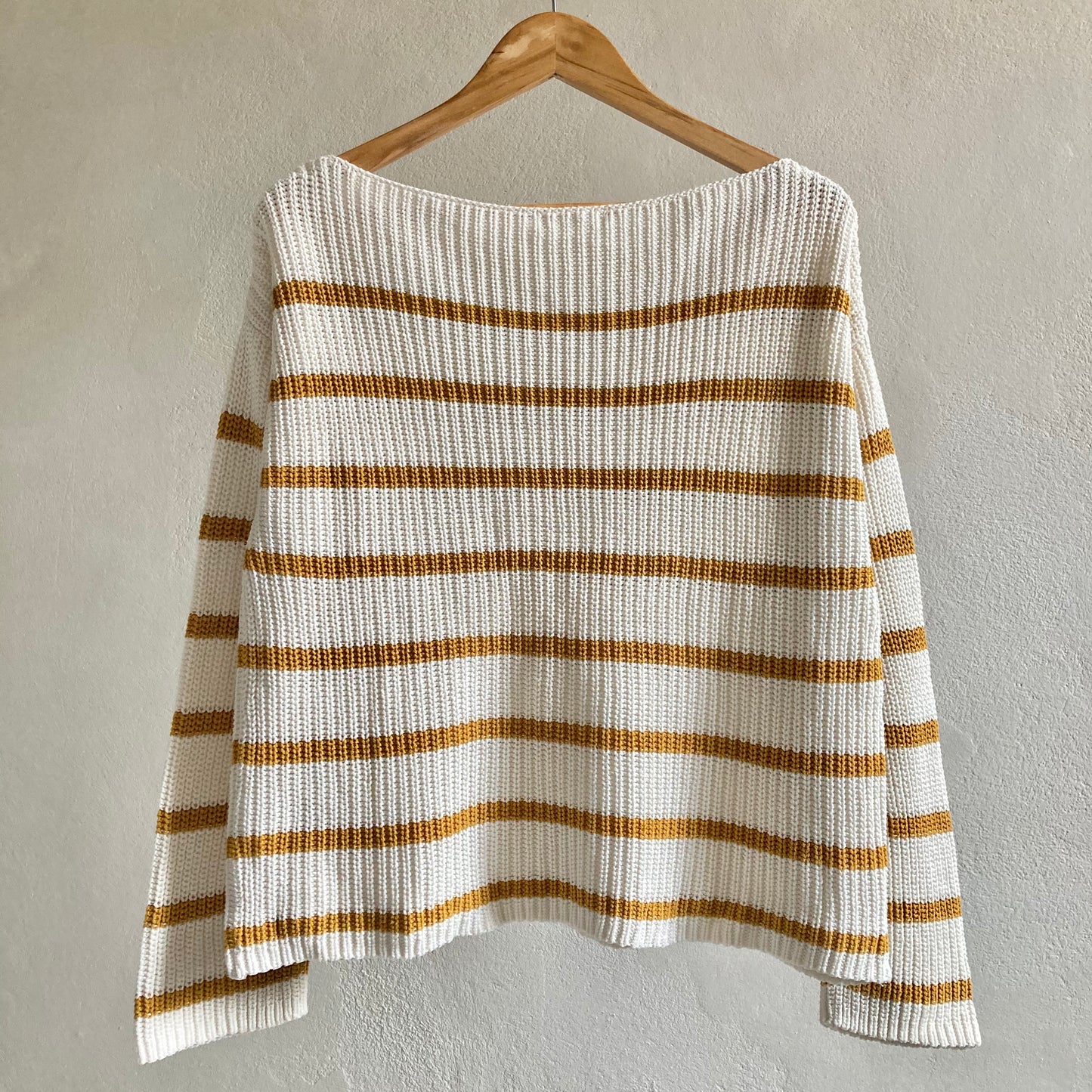 H&M Womens Jumper Size M