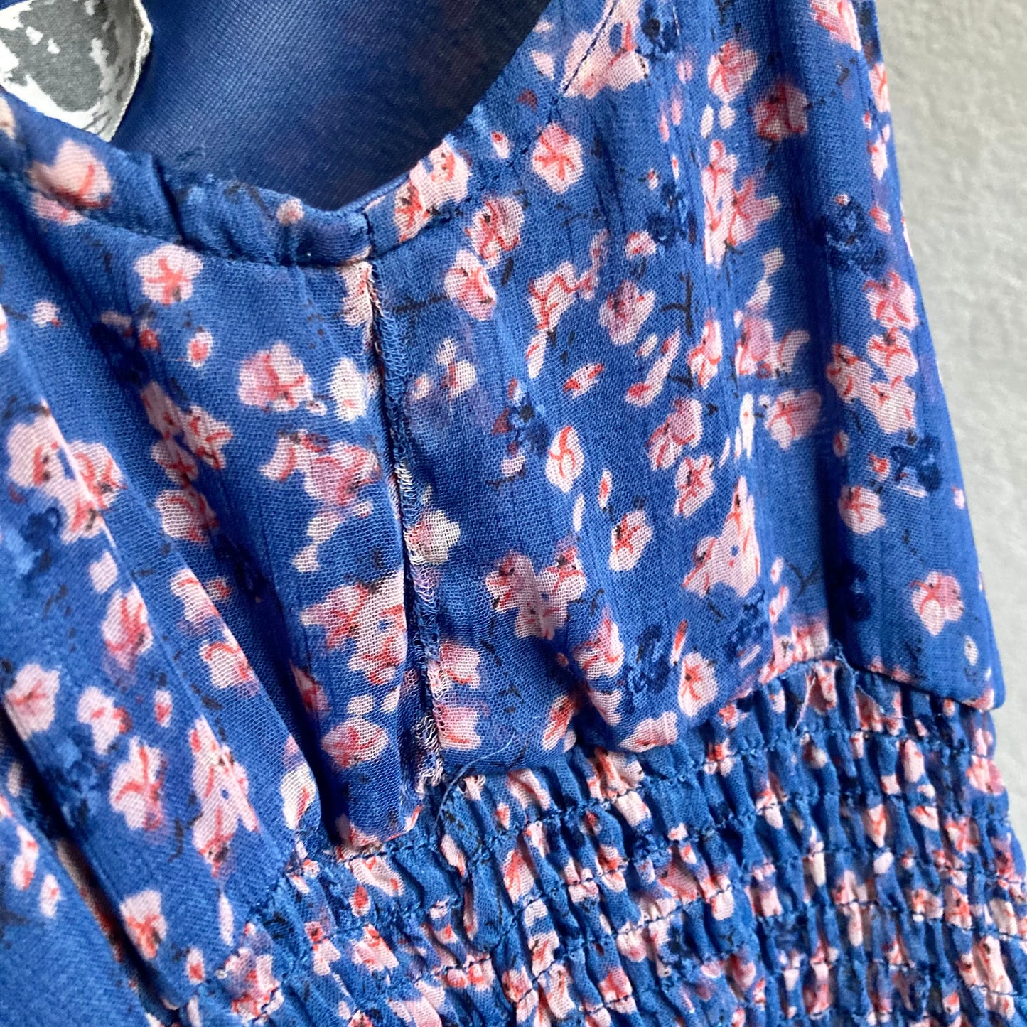 Womens Sleeveless Floral  Dress Size S