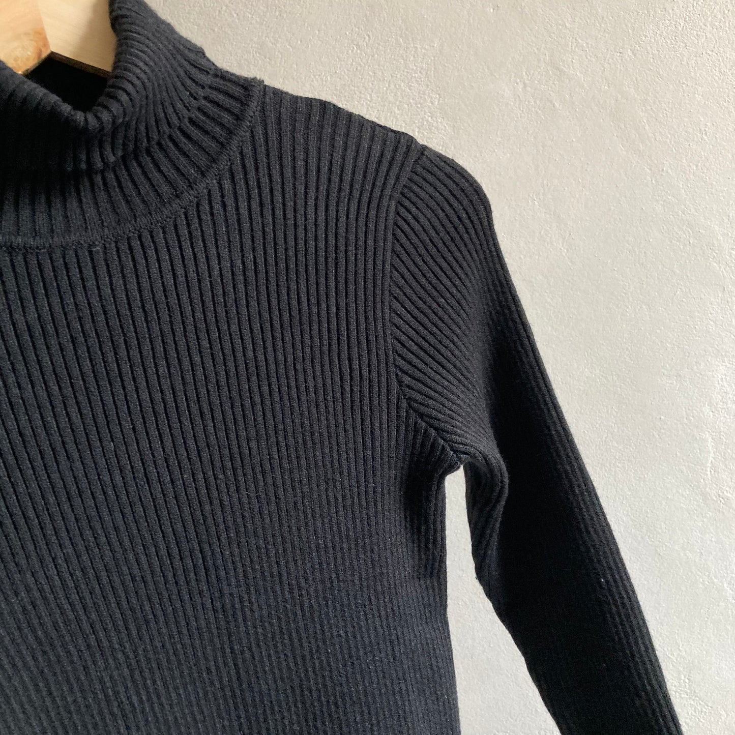 Girls Ribbed Jumper Size 150