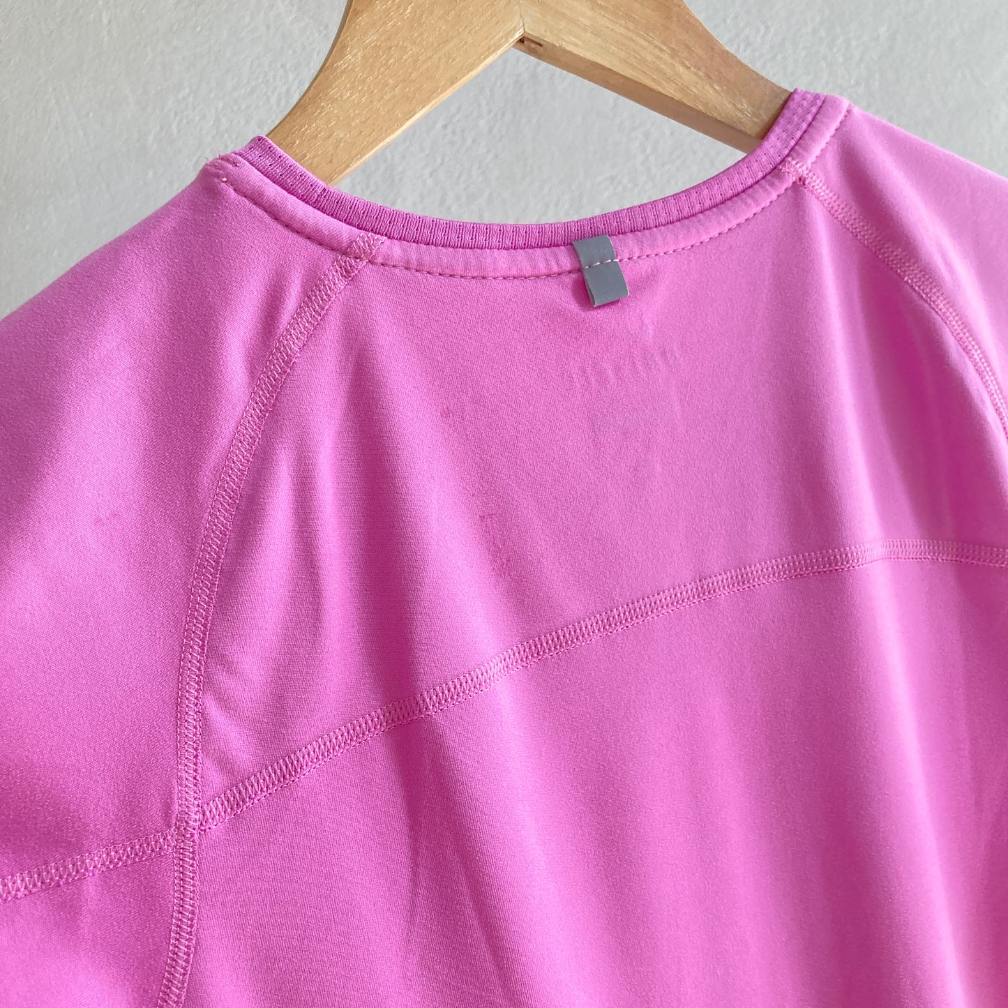 Nike Dri-Fit Womens T-Shirt Size XS