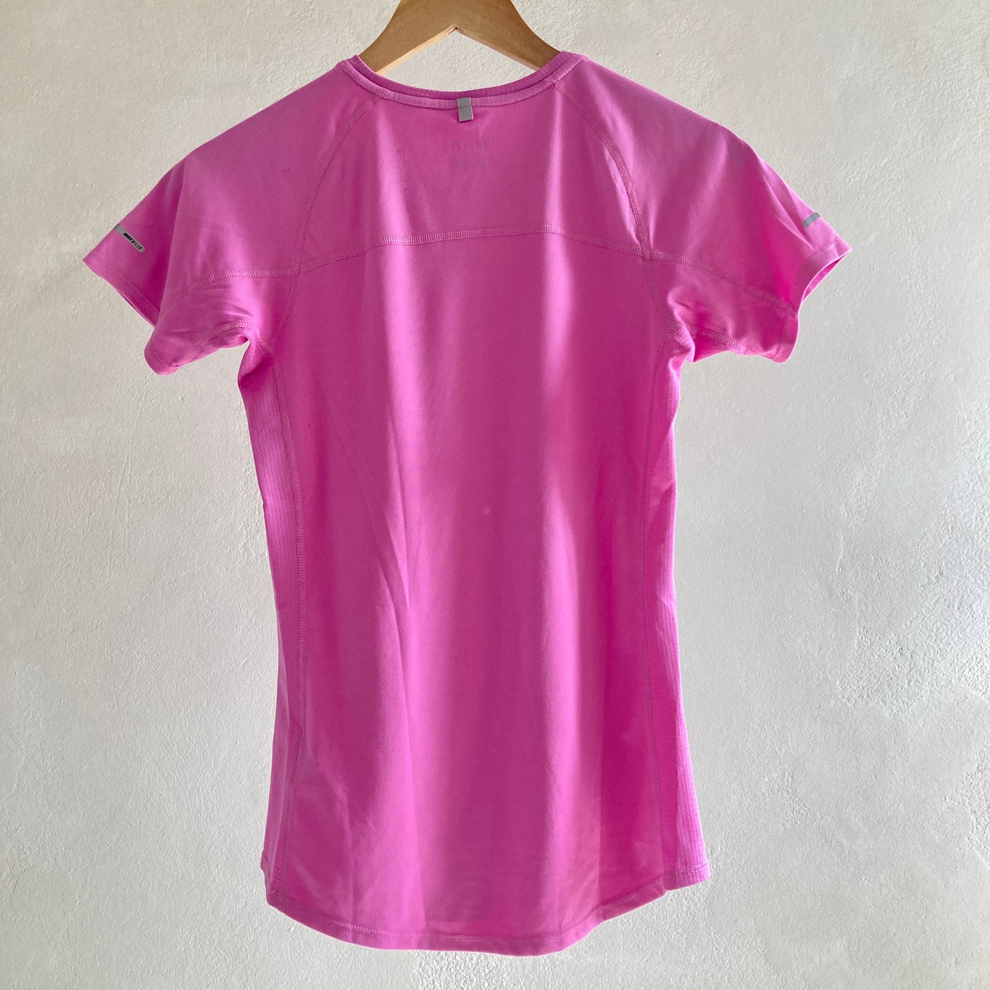 Nike Dri-Fit Womens T-Shirt Size XS